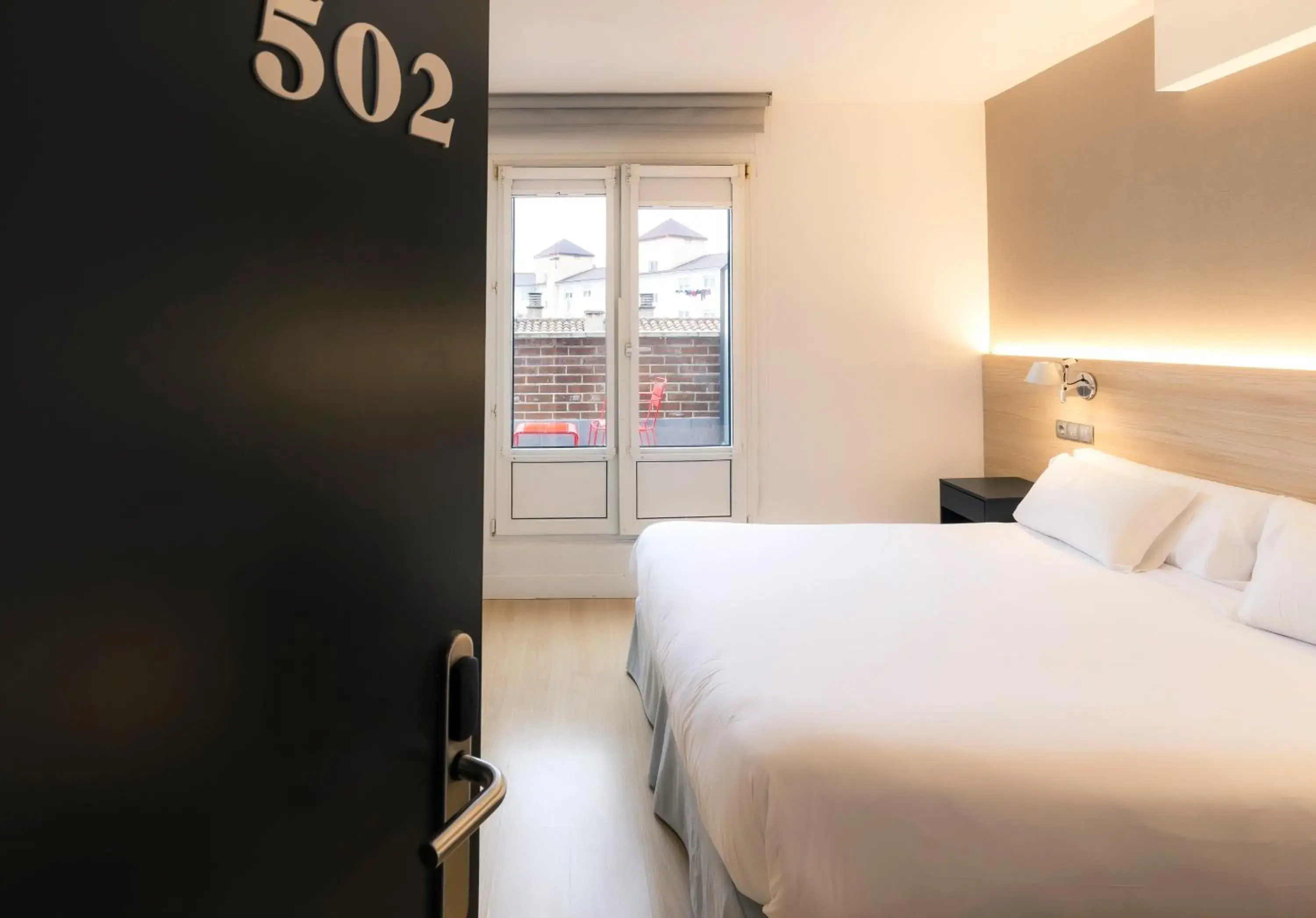 Balcony/Terrace, Bed in Hotel Burlada Balcony/Terrace, Bed in Hotel Burlada