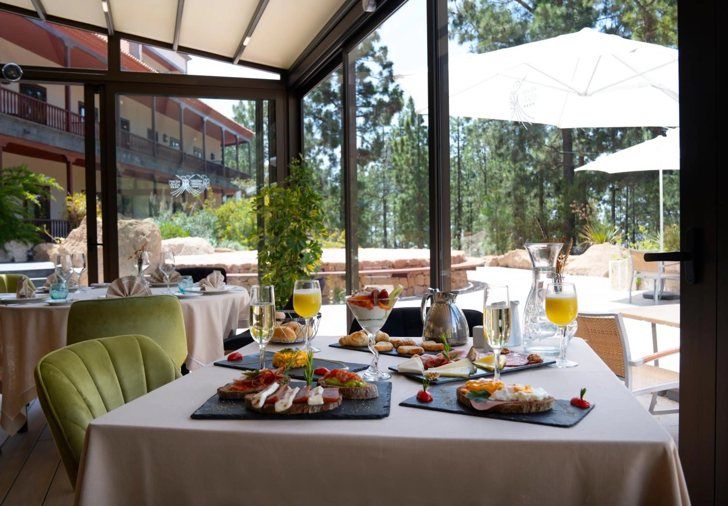 Breakfast in Hotel Spa Villalba