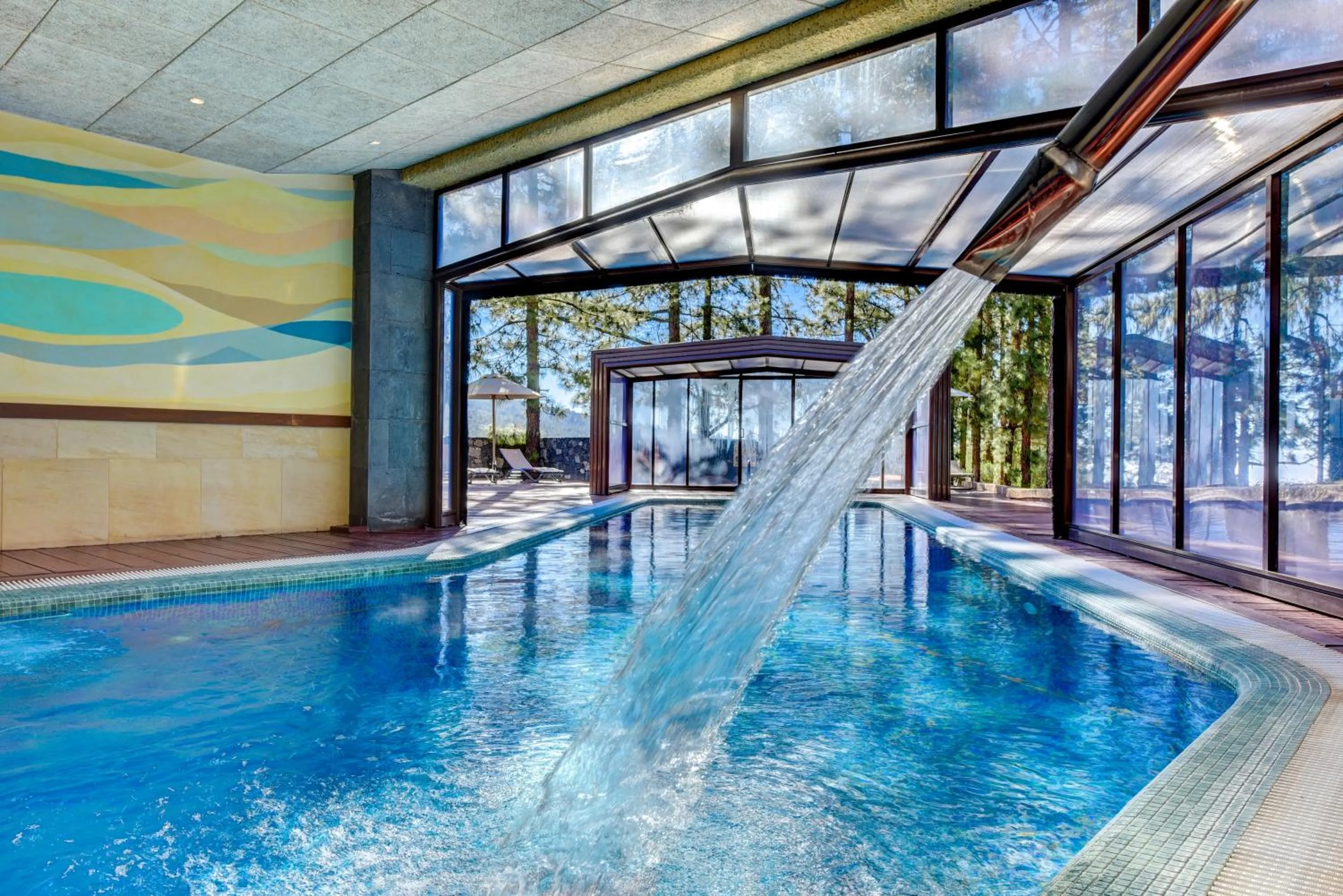 Swimming pool in Hotel Spa Villalba