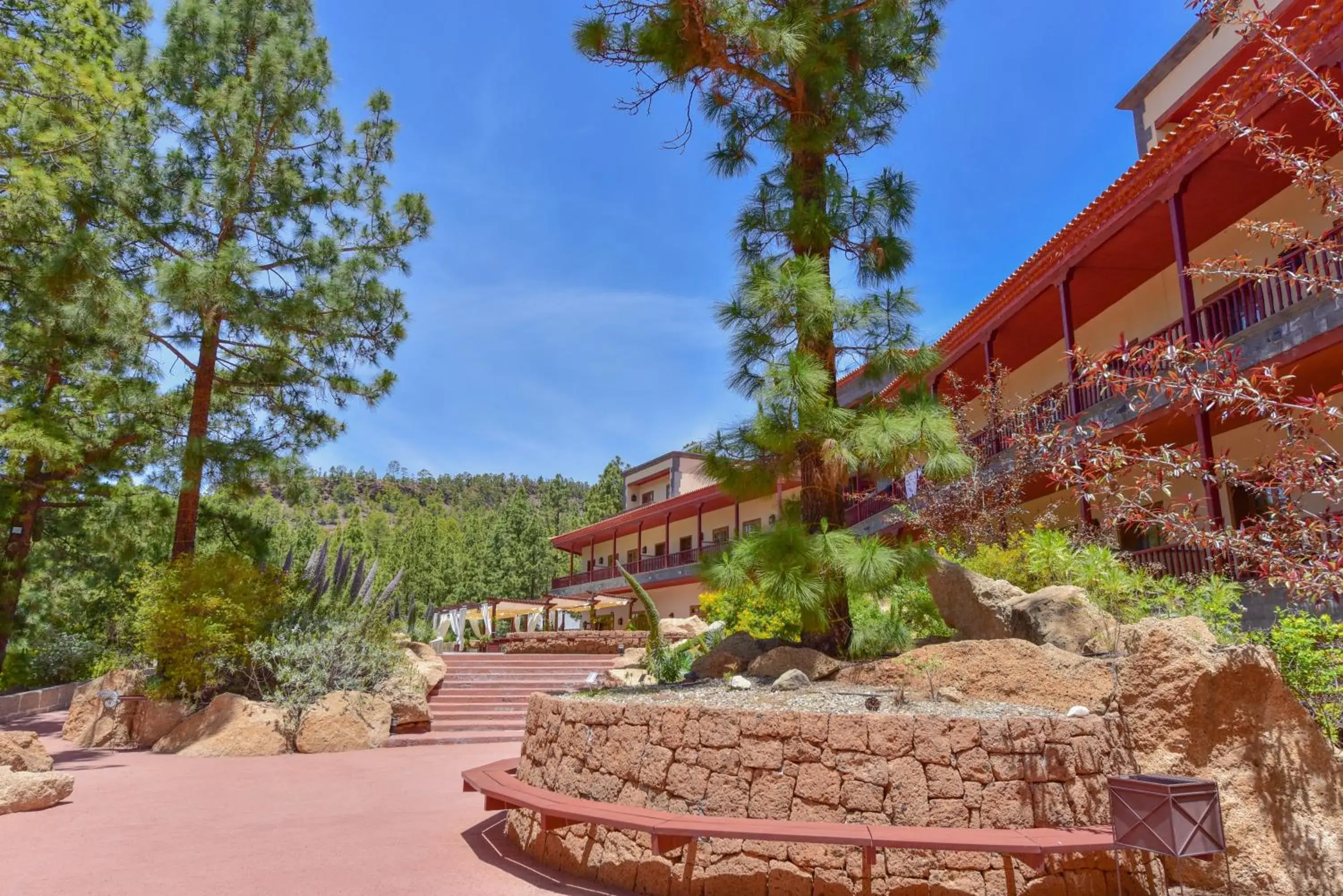 Facade/entrance in Hotel Spa Villalba Facade/entrance in Hotel Spa Villalba