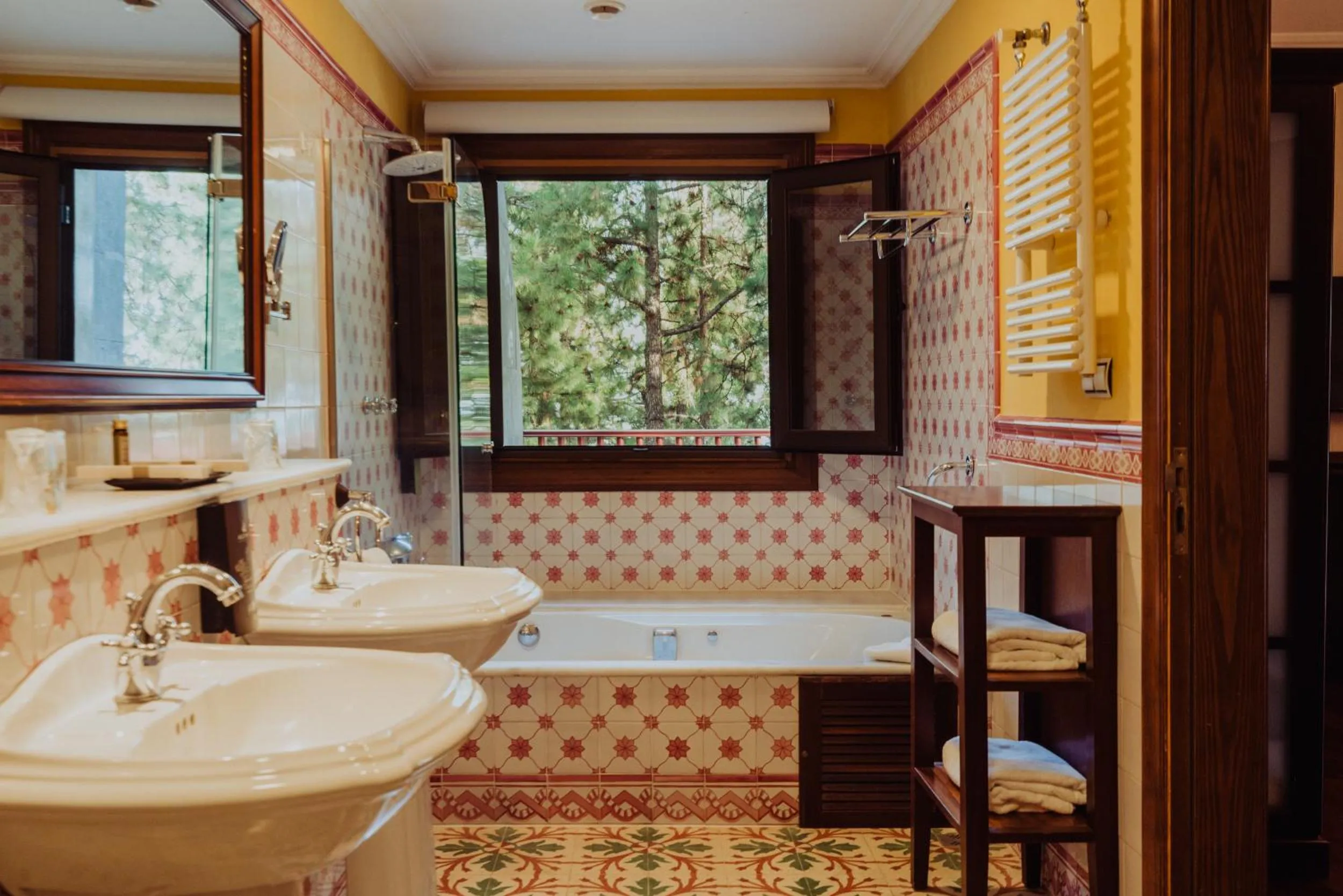 Hot Tub in Hotel Spa Villalba