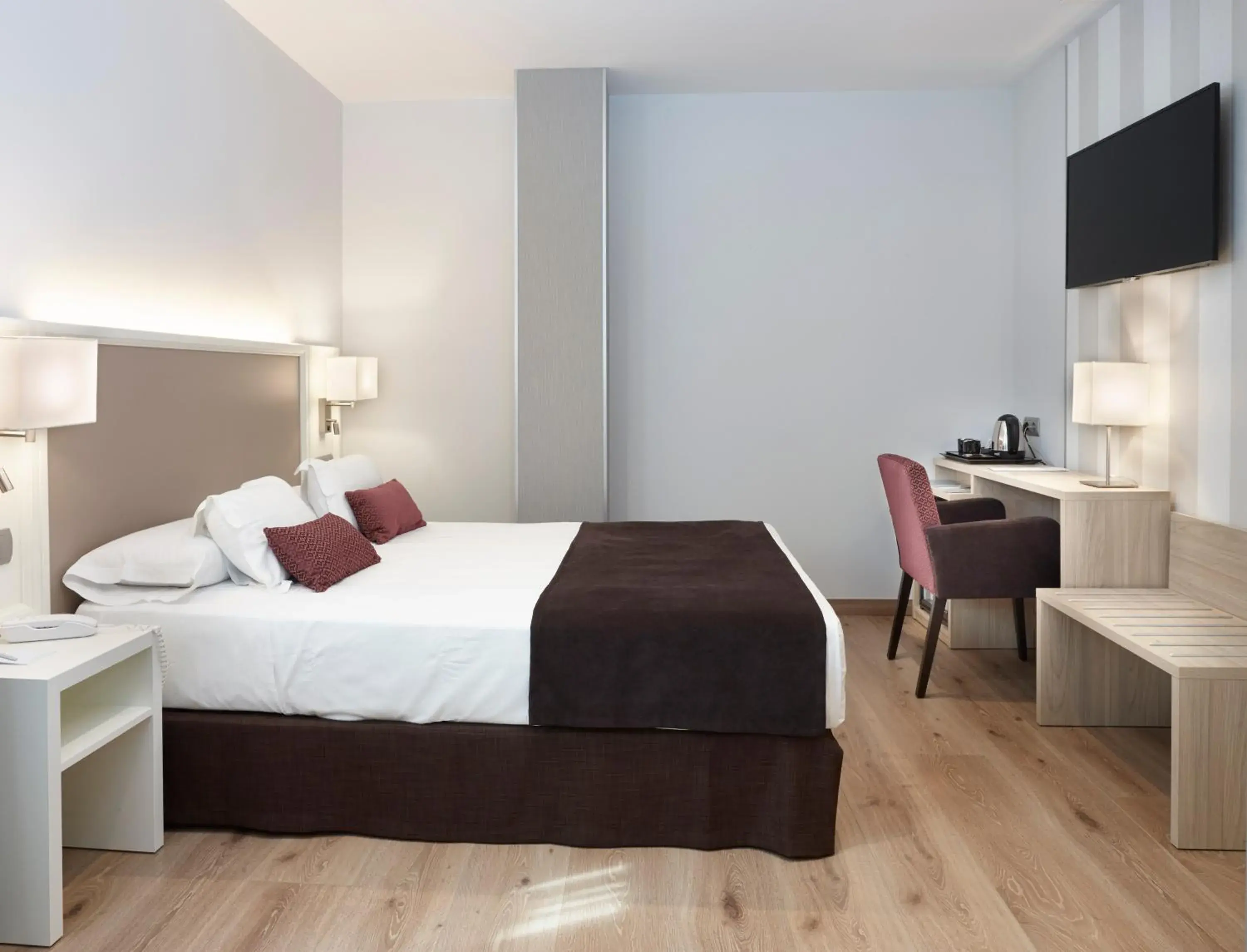 Bed in Hotel Maestranza Bed in Hotel Maestranza