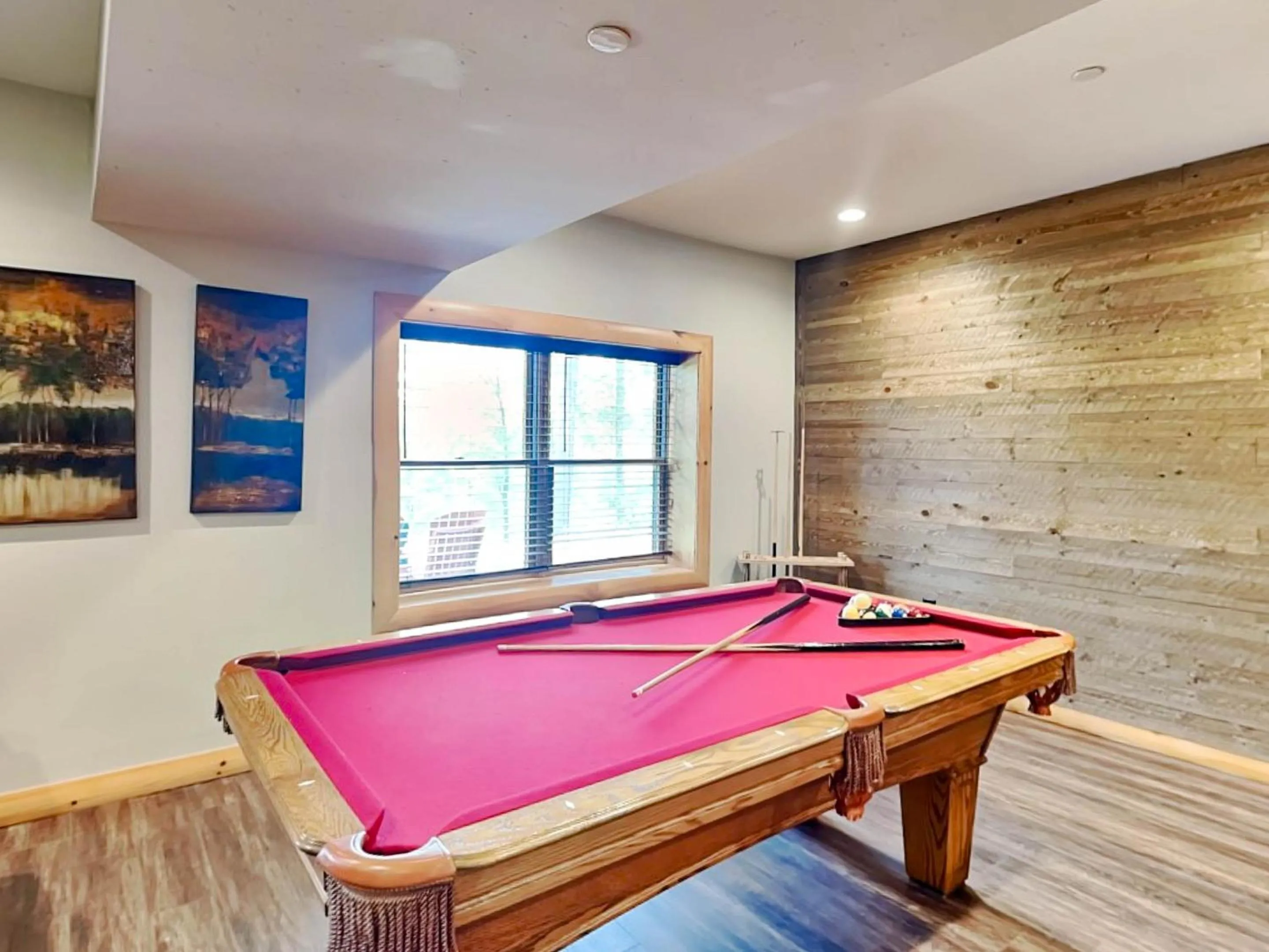 CJs Mountain Lodge