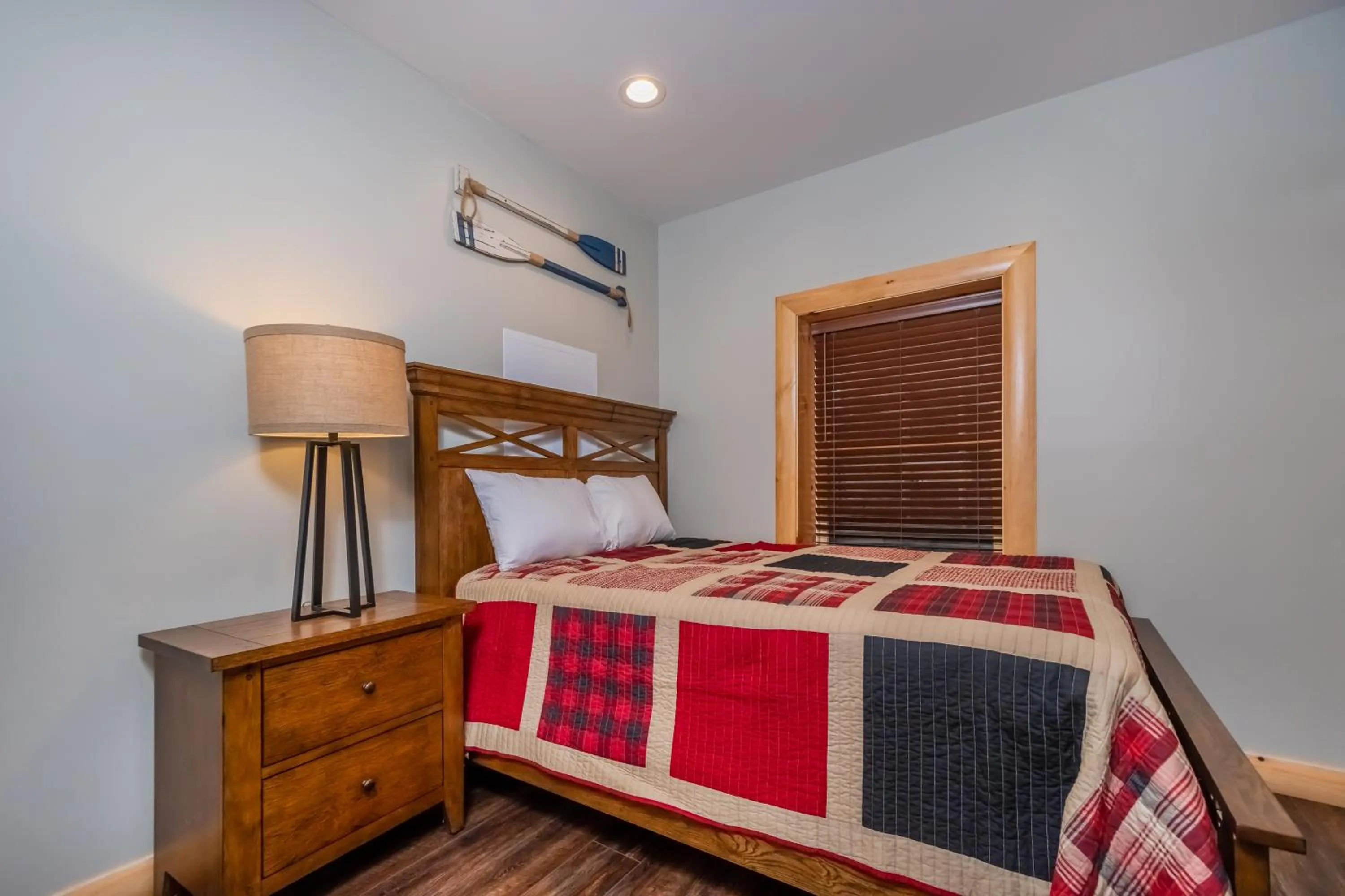 Property building, Bed in CJs Mountain Lodge