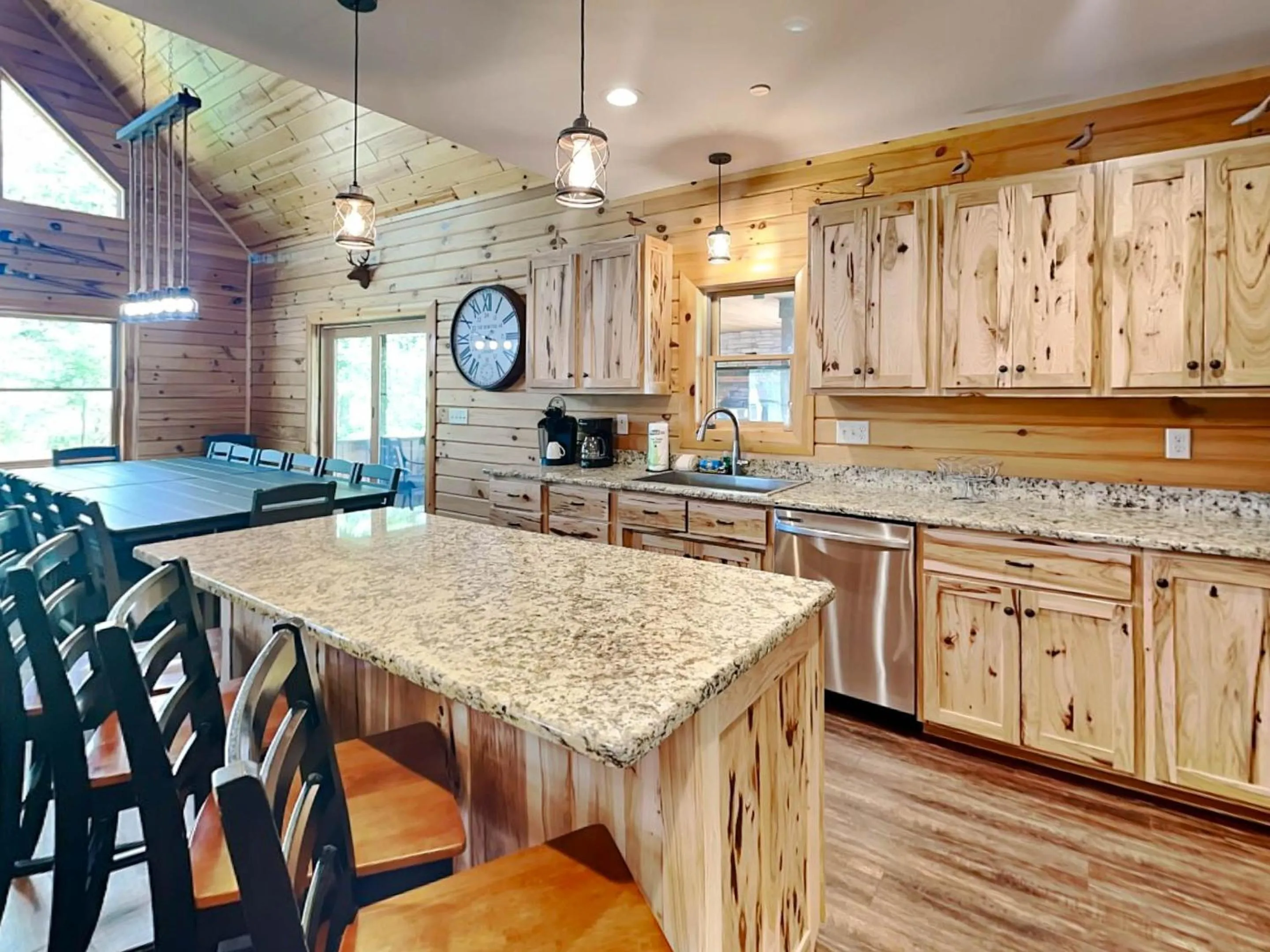 CJs Mountain Lodge