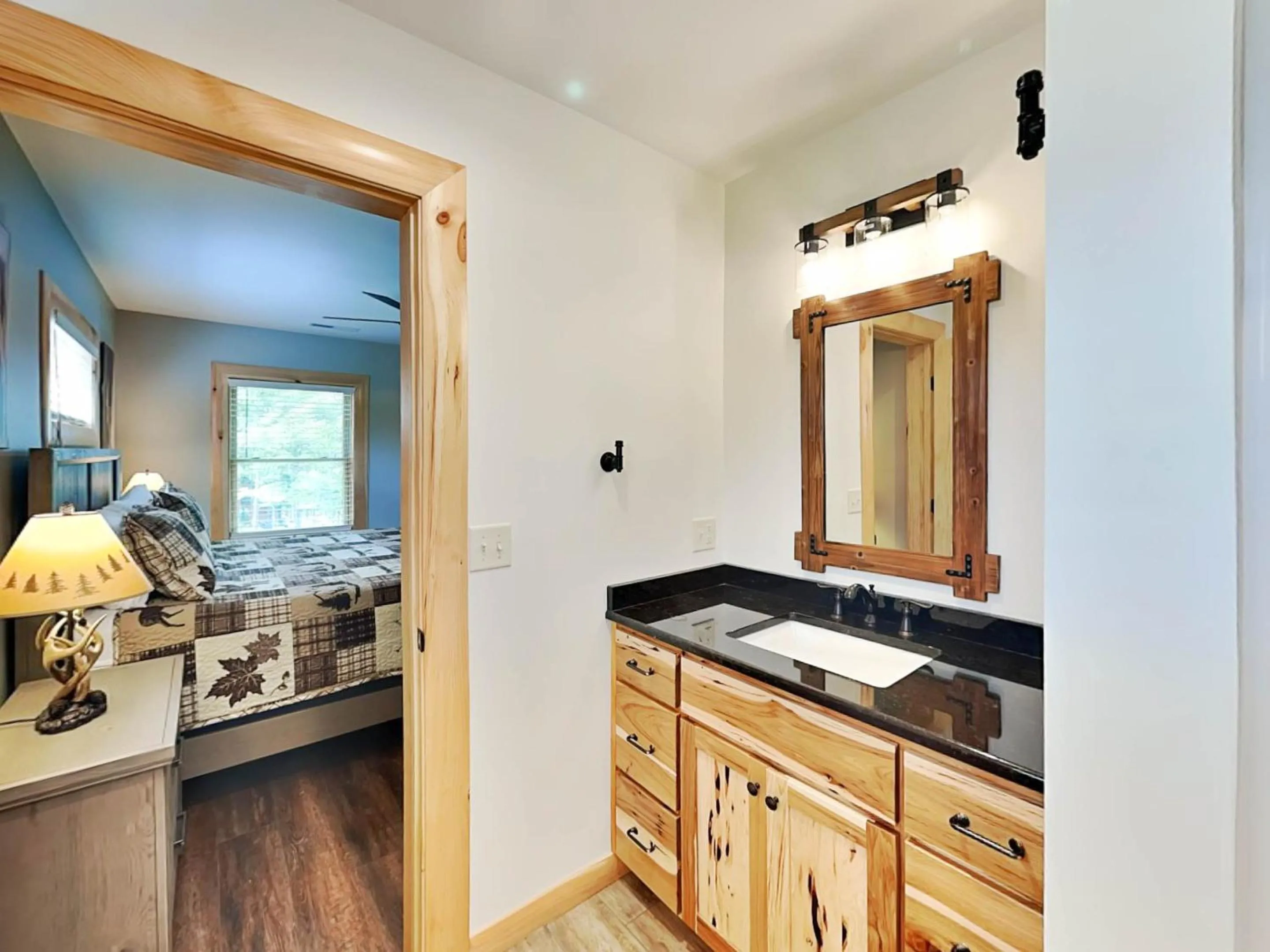 CJs Mountain Lodge