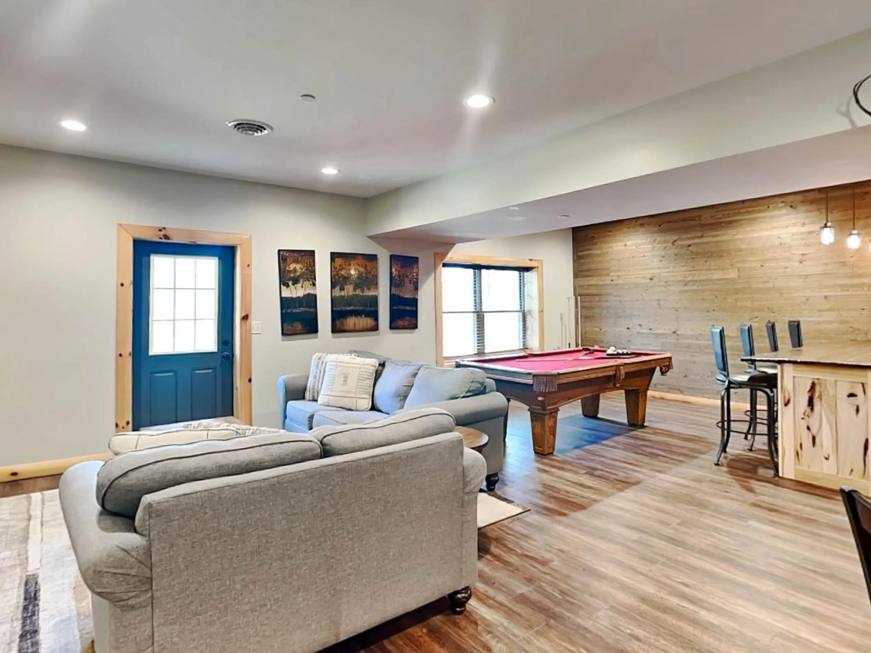 CJs Mountain Lodge