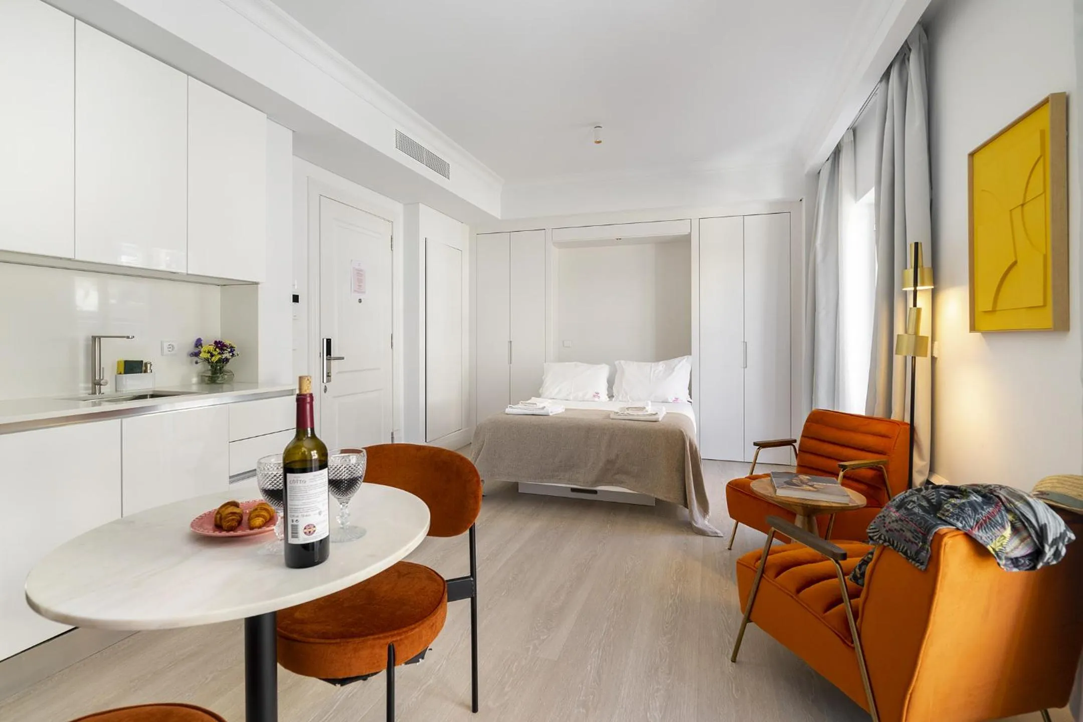 Bed in Les Deux Mariettes Apartments & Suites