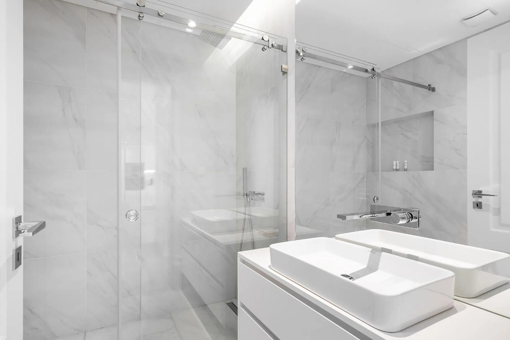 Bathroom in Les Deux Mariettes Apartments & Suites