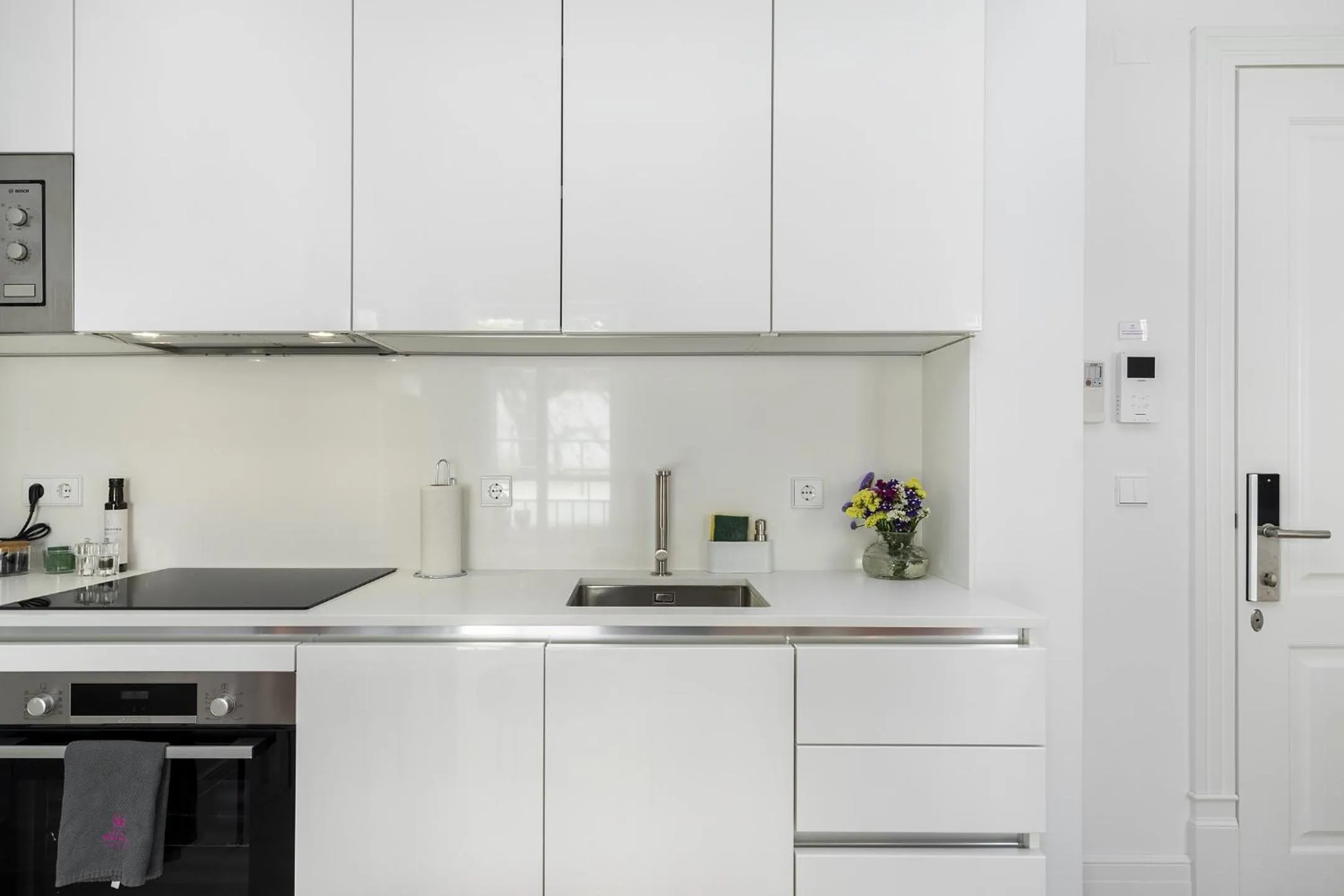 Kitchen or kitchenette in Les Deux Mariettes Apartments & Suites