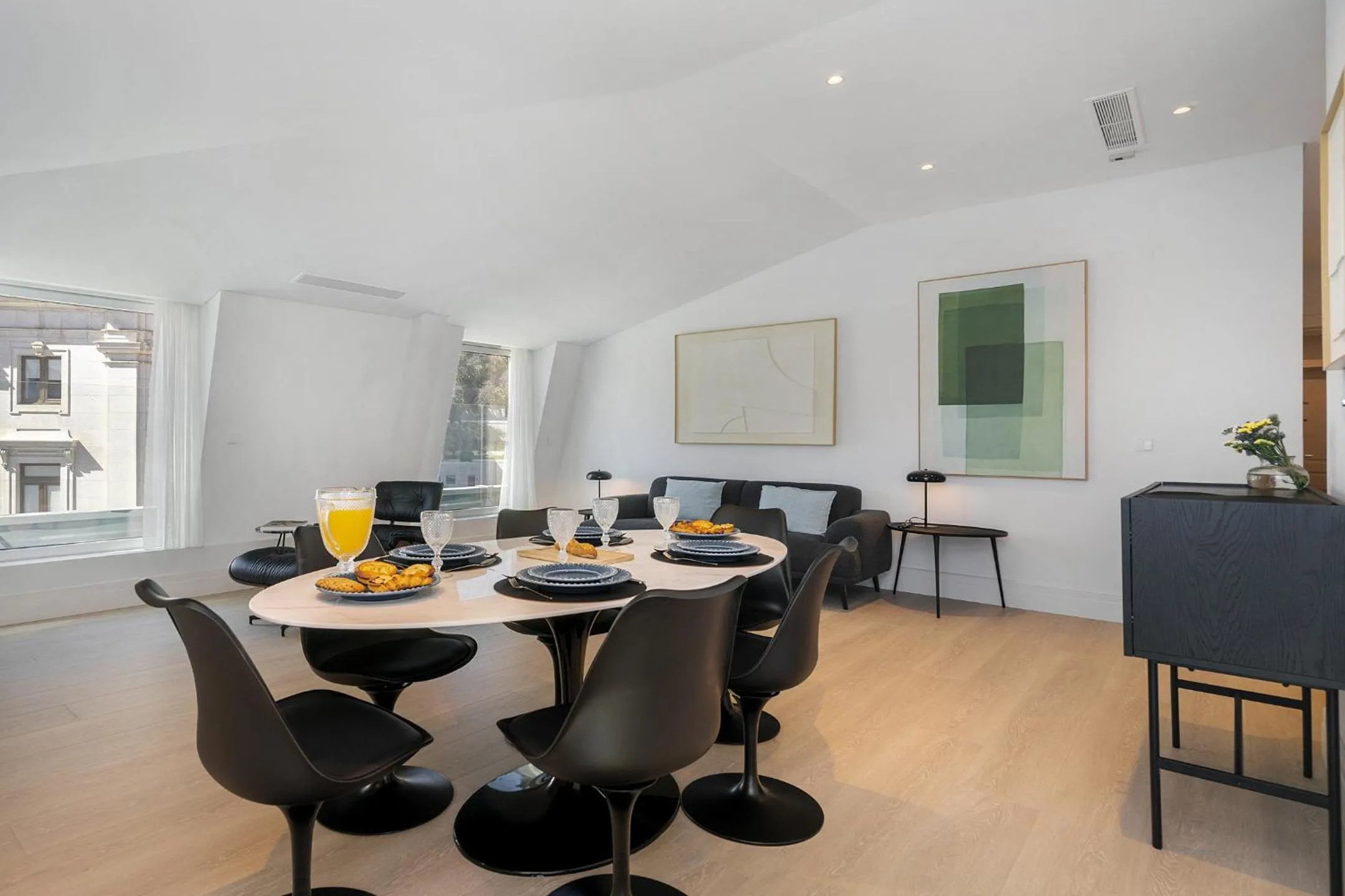Dining area in Les Deux Mariettes Apartments & Suites