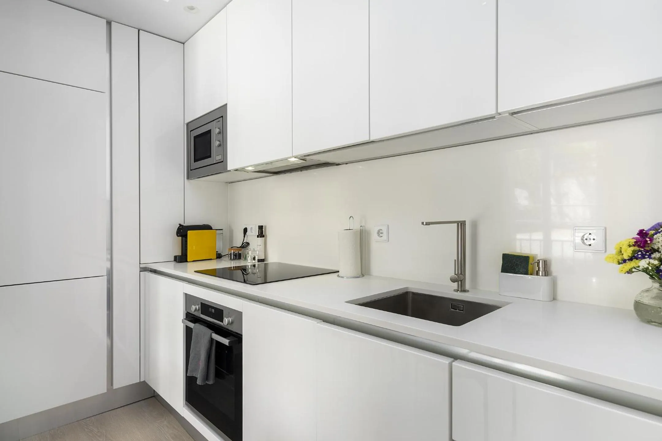 Kitchen or kitchenette in Les Deux Mariettes Apartments & Suites