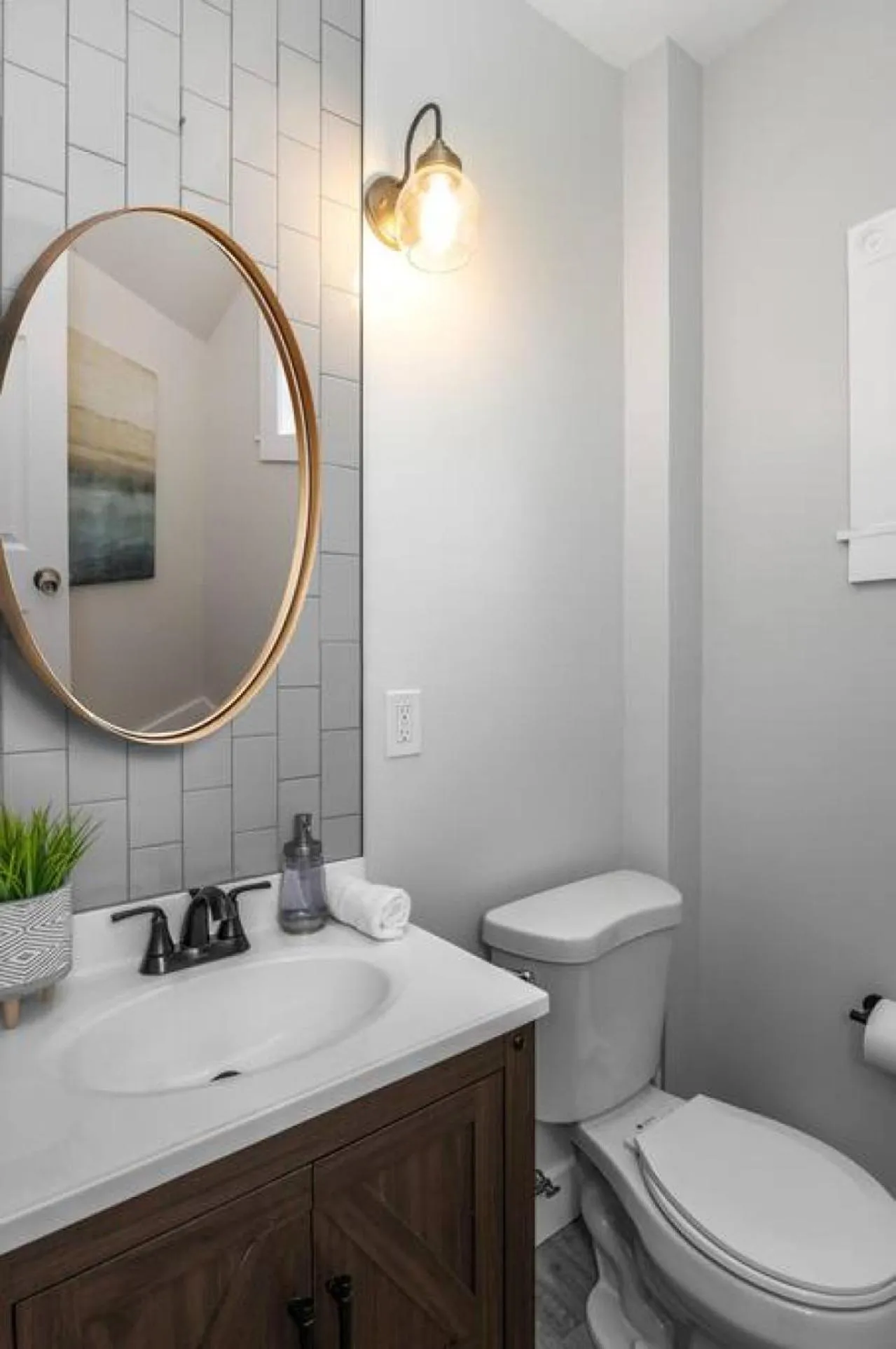 Bathroom in Deluxe 4-Bedroom w Huge Deck 3-Min to Downtown