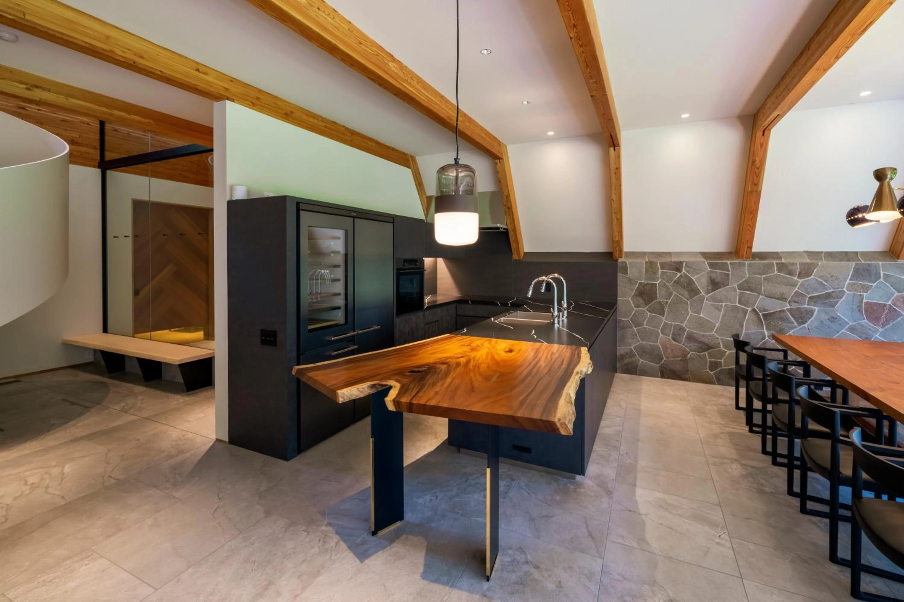 TV and multimedia in KanollyResorts Hakuba