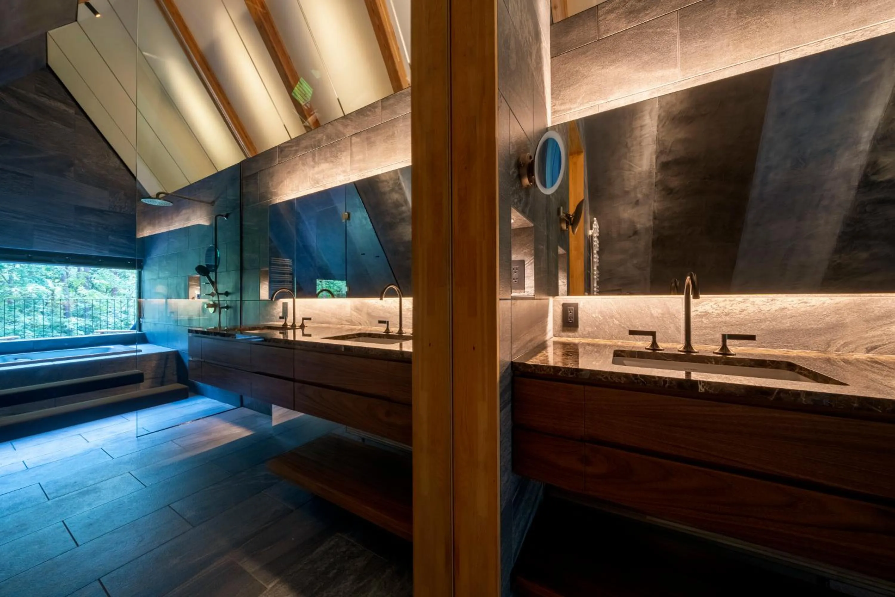 Bathroom in KanollyResorts Hakuba