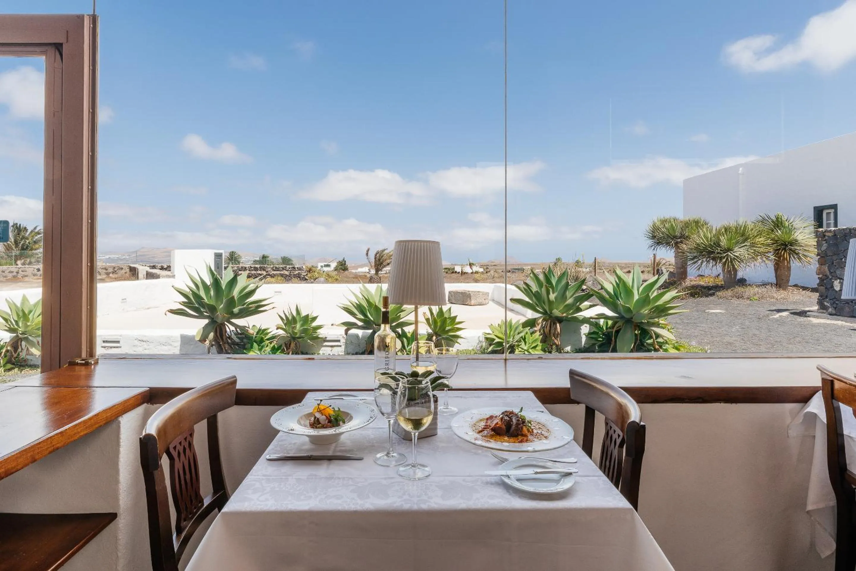 Restaurant/places to eat in Hotel EL GRIFO