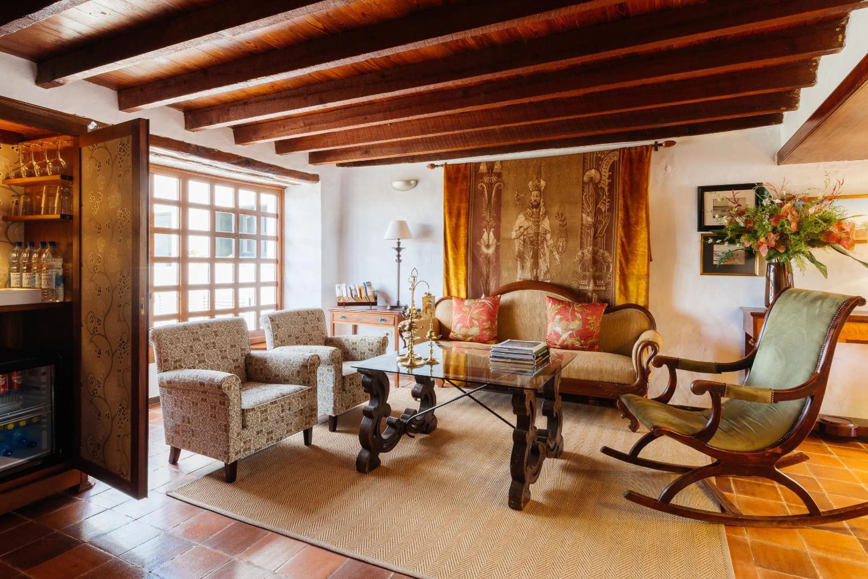Communal lounge/ TV room in Hotel EL GRIFO