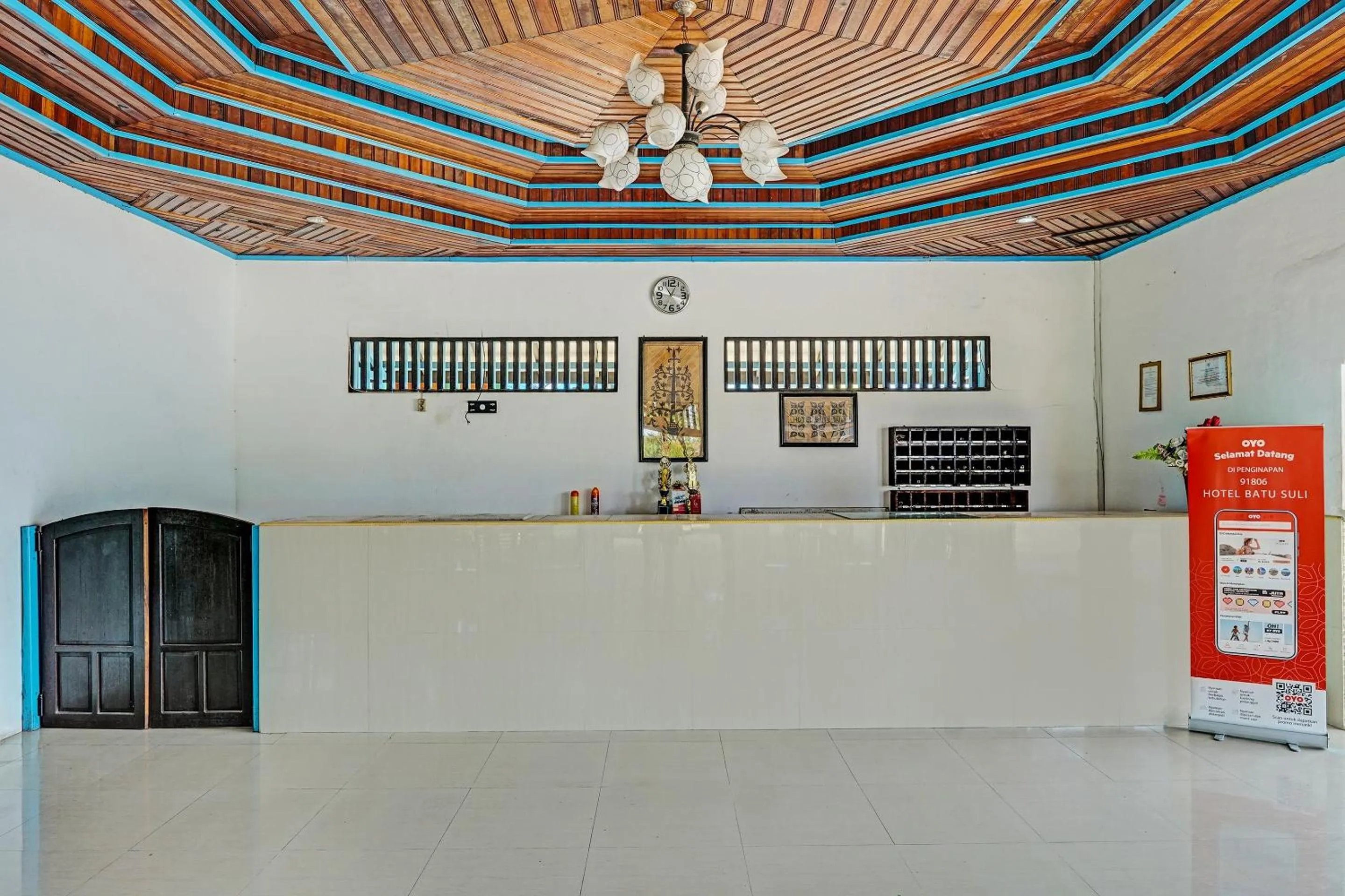 Lobby or reception in Capital O 91806 Hotel Batu Suli
