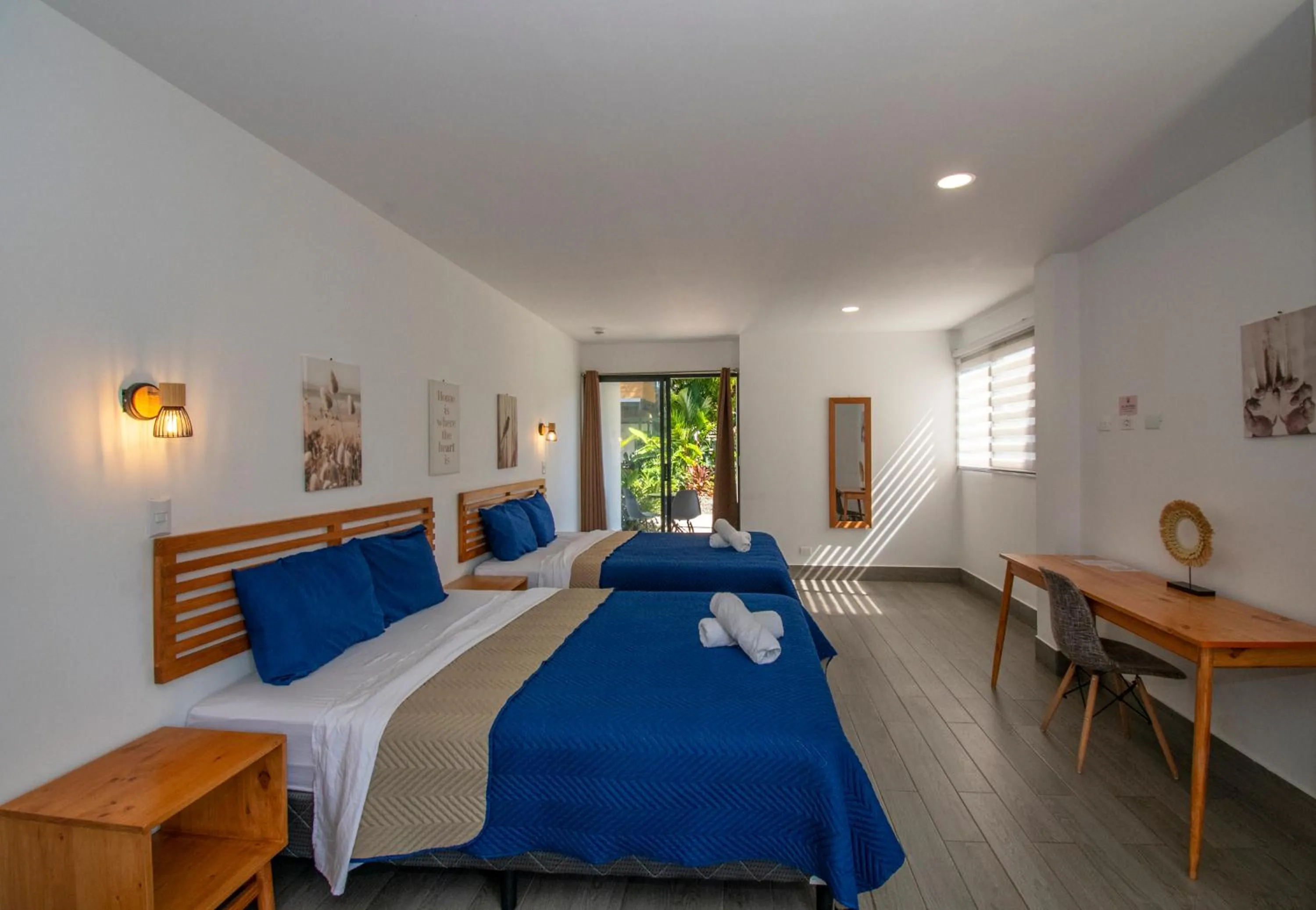 Bedroom, Bed in Yuli Hotel