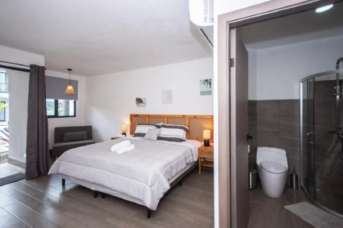 Bedroom, Bed in Yuli Hotel