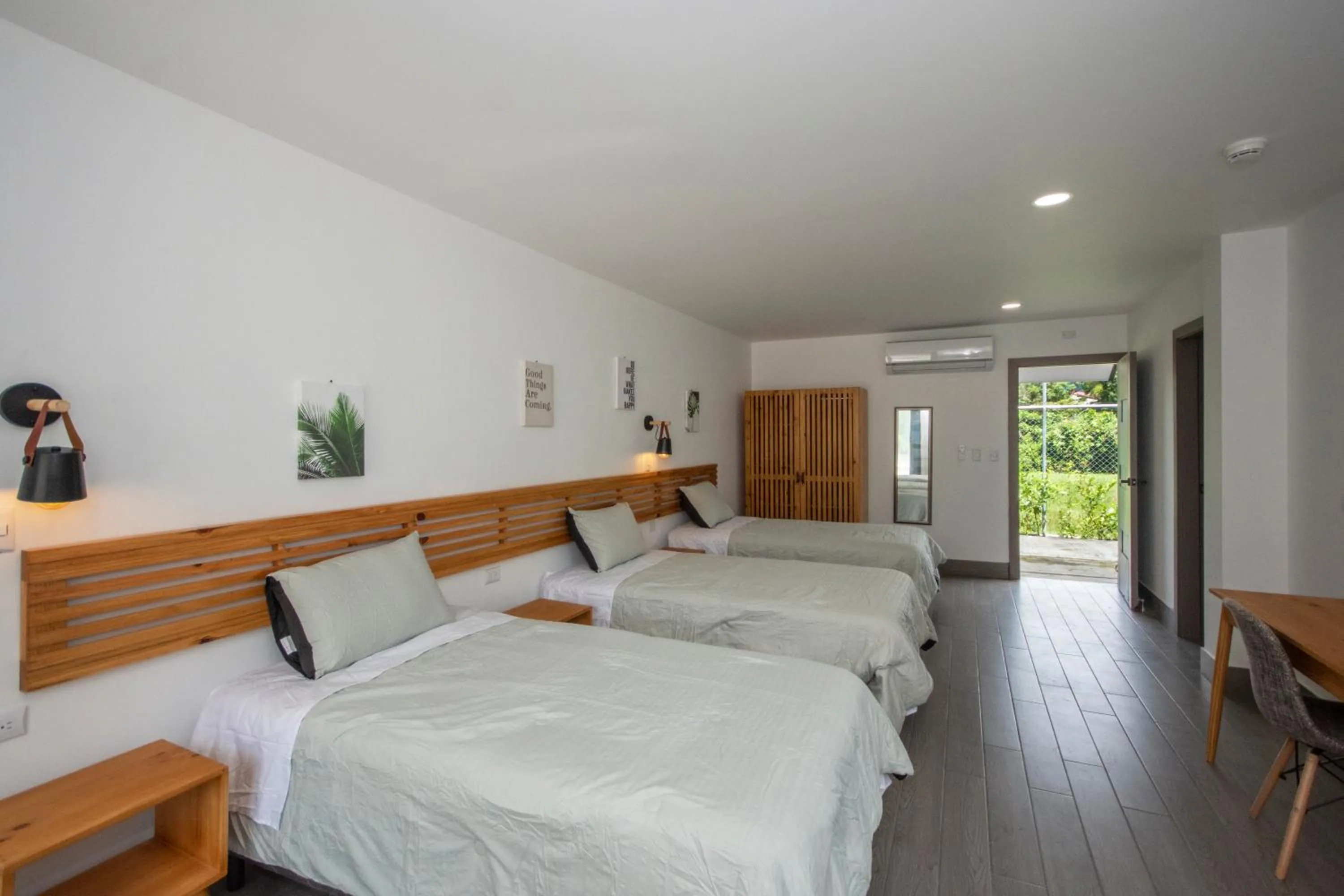 Photo of the whole room, Bed in Yuli Hotel