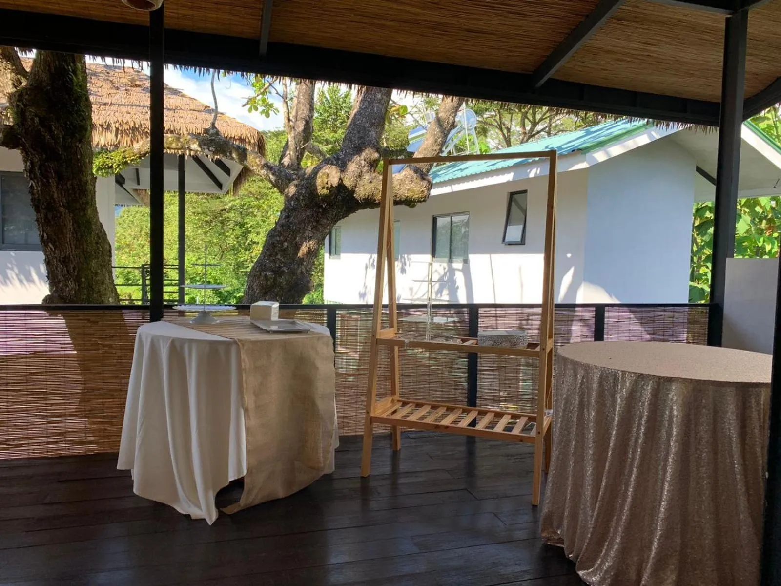 Restaurant/places to eat in Yuli Hotel