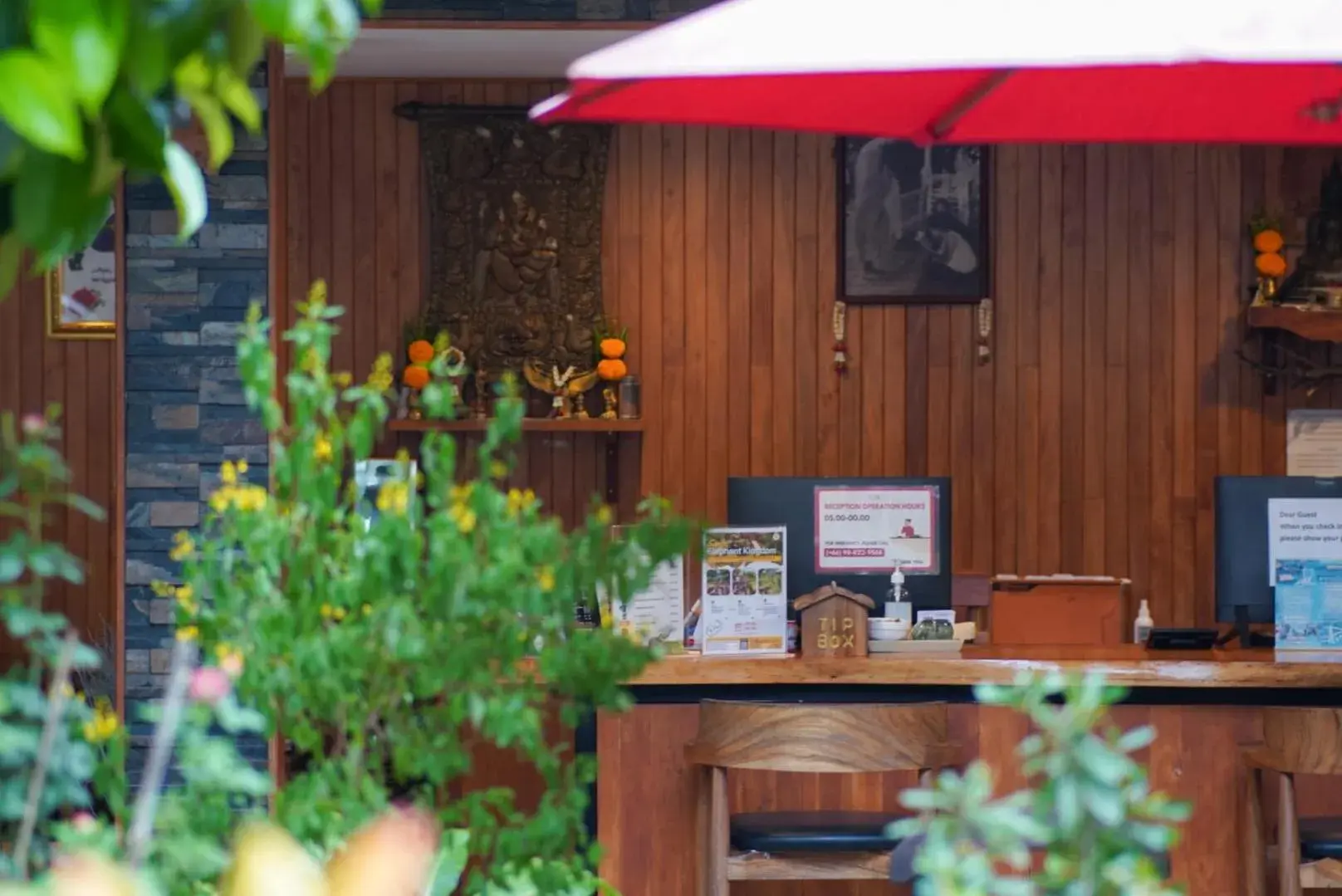 Lobby or reception in Cascade Tara Lobby or reception in Cascade Tara