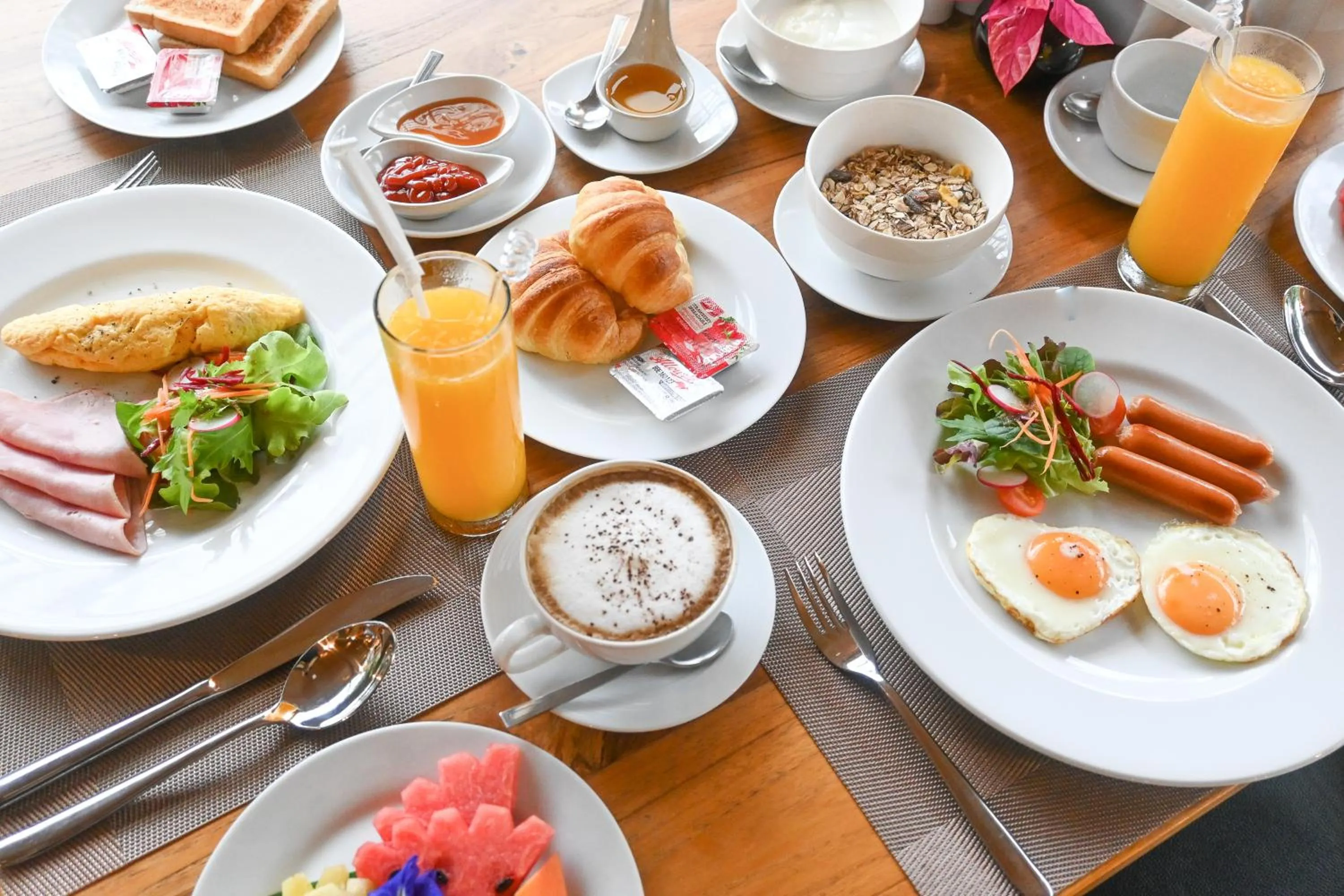 Food and drinks in Cascade Tara