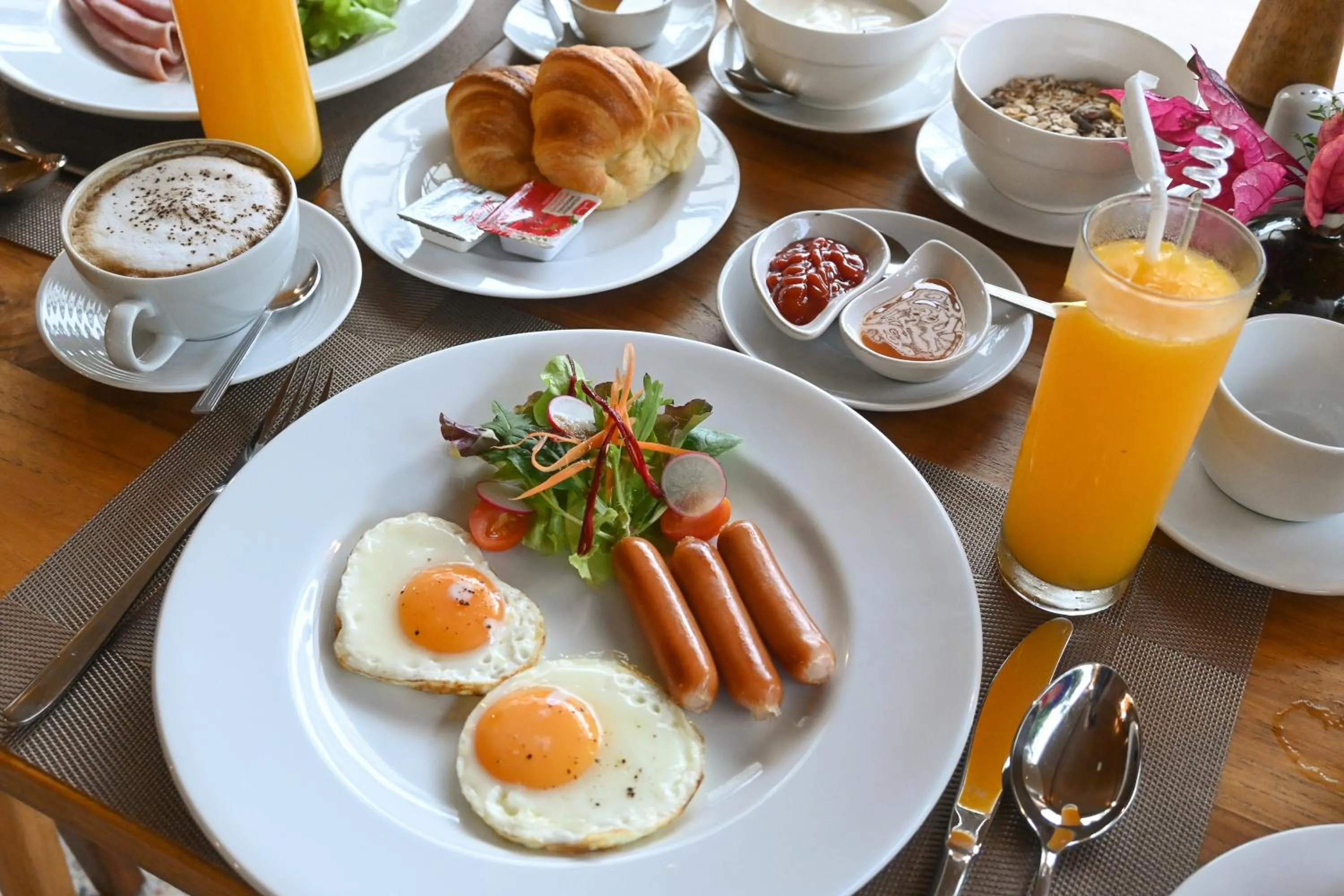 Food and drinks in Cascade Tara