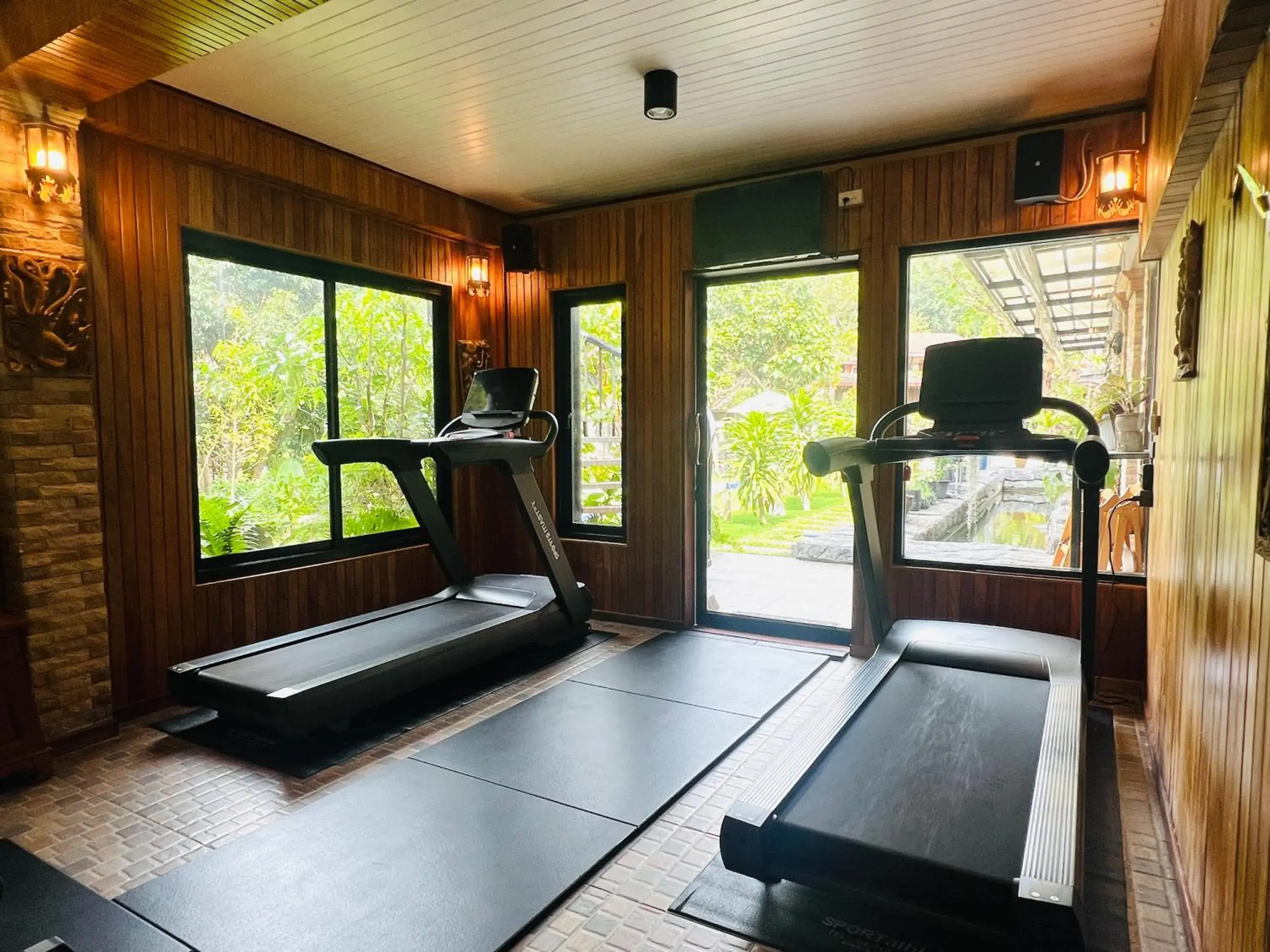 Fitness centre/facilities in Cascade Tara Fitness centre/facilities in Cascade Tara