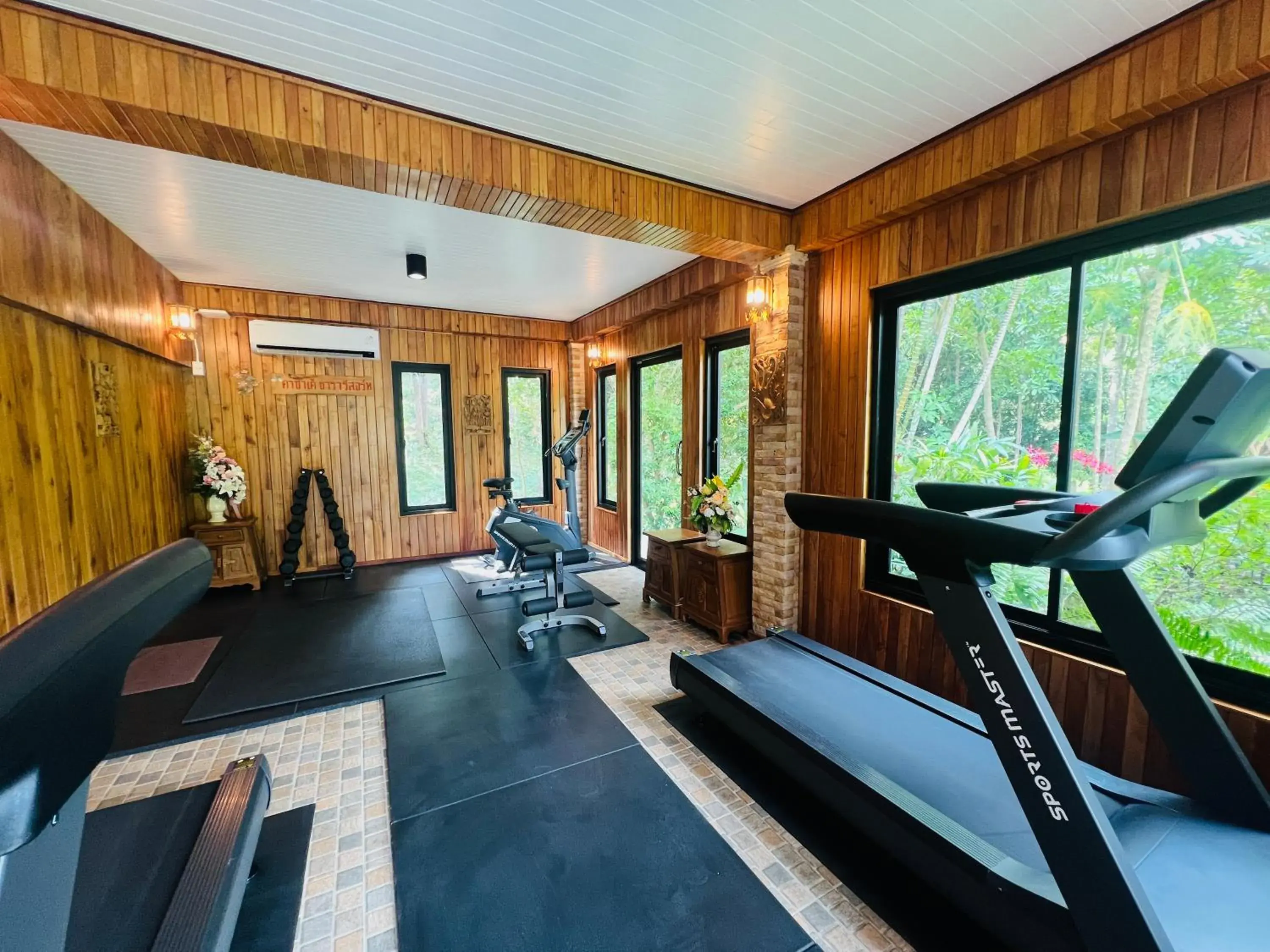 Fitness centre/facilities in Cascade Tara Fitness centre/facilities in Cascade Tara
