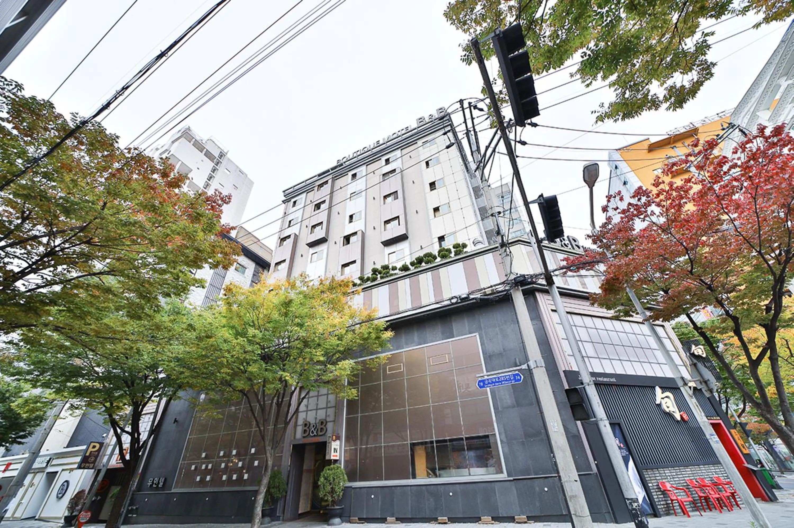 Property building in B&B Hotel