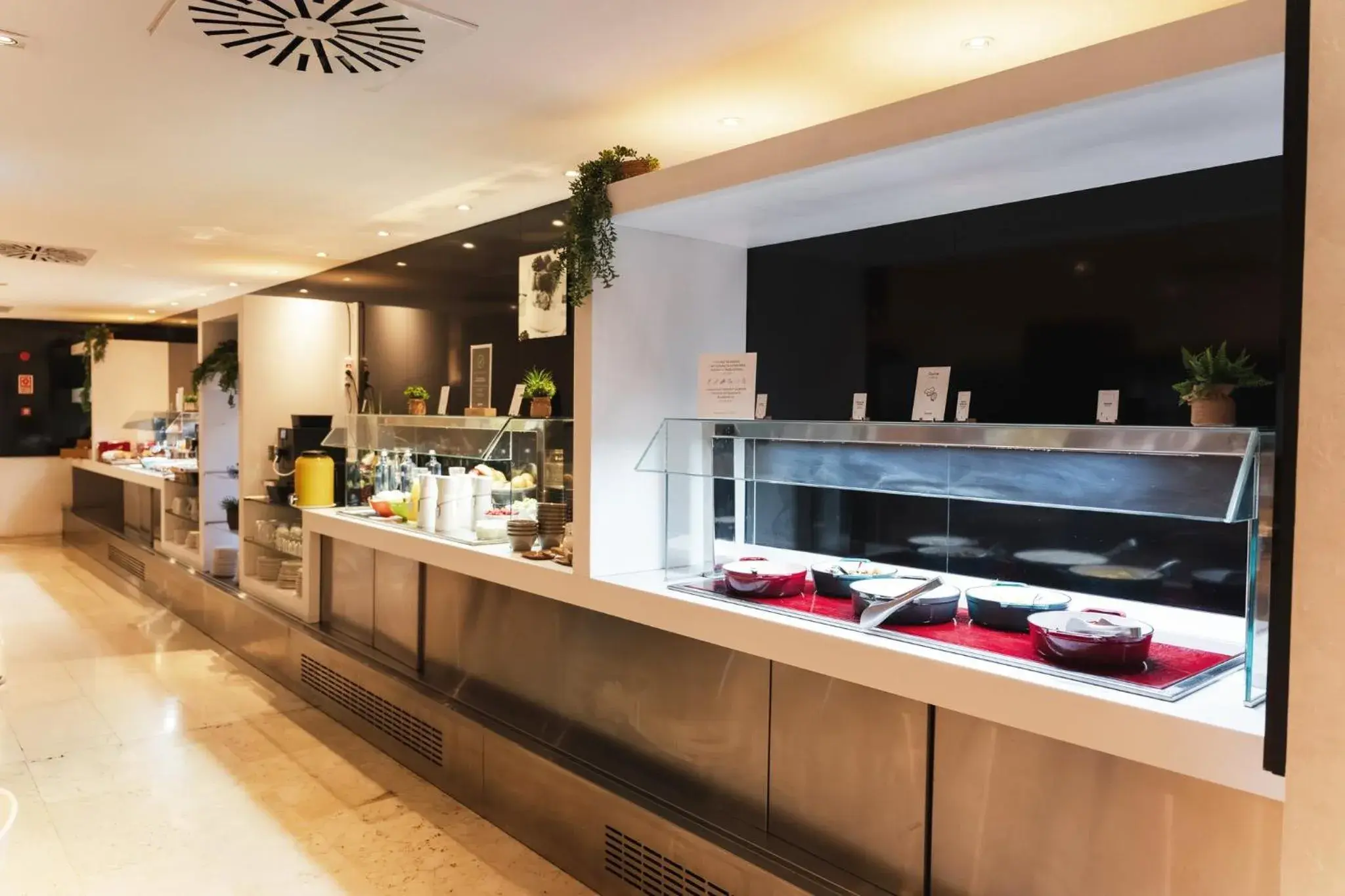 Breakfast in Sercotel Córdoba Medina Azahara Breakfast in Sercotel Córdoba Medina Azahara