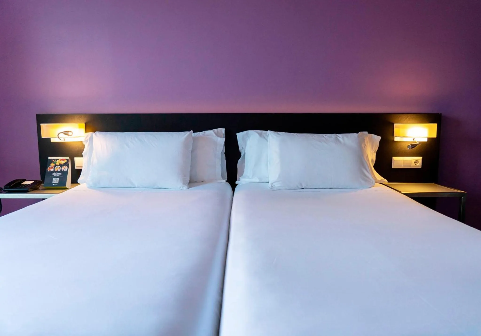 Photo of the whole room, Bed in Sercotel Córdoba Medina Azahara