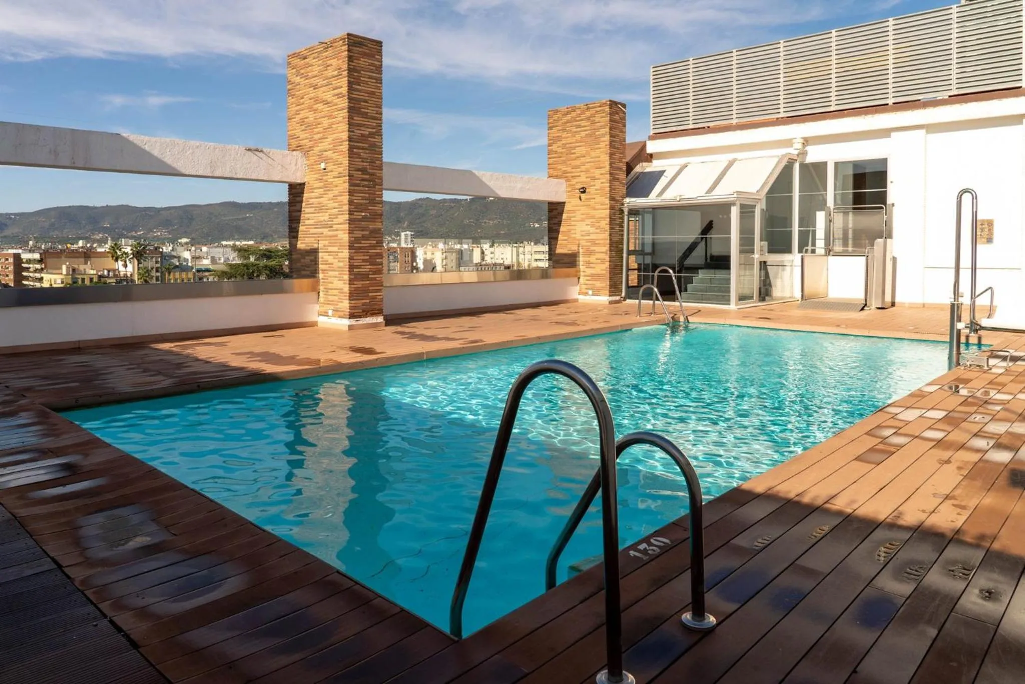 Swimming pool in Sercotel Córdoba Medina Azahara