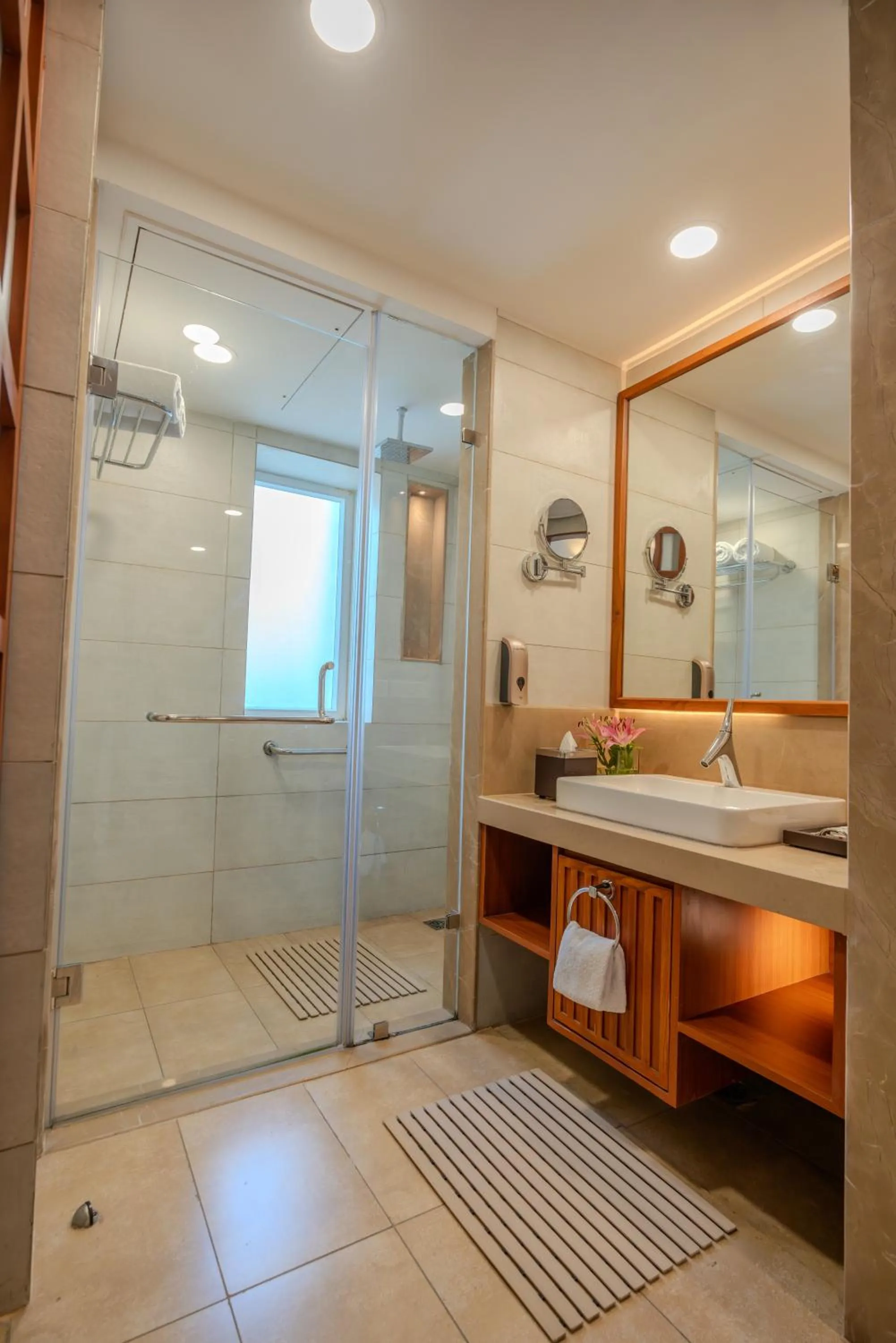 Bathroom in Welcomhotel By ITC Hotels, Jim Corbett