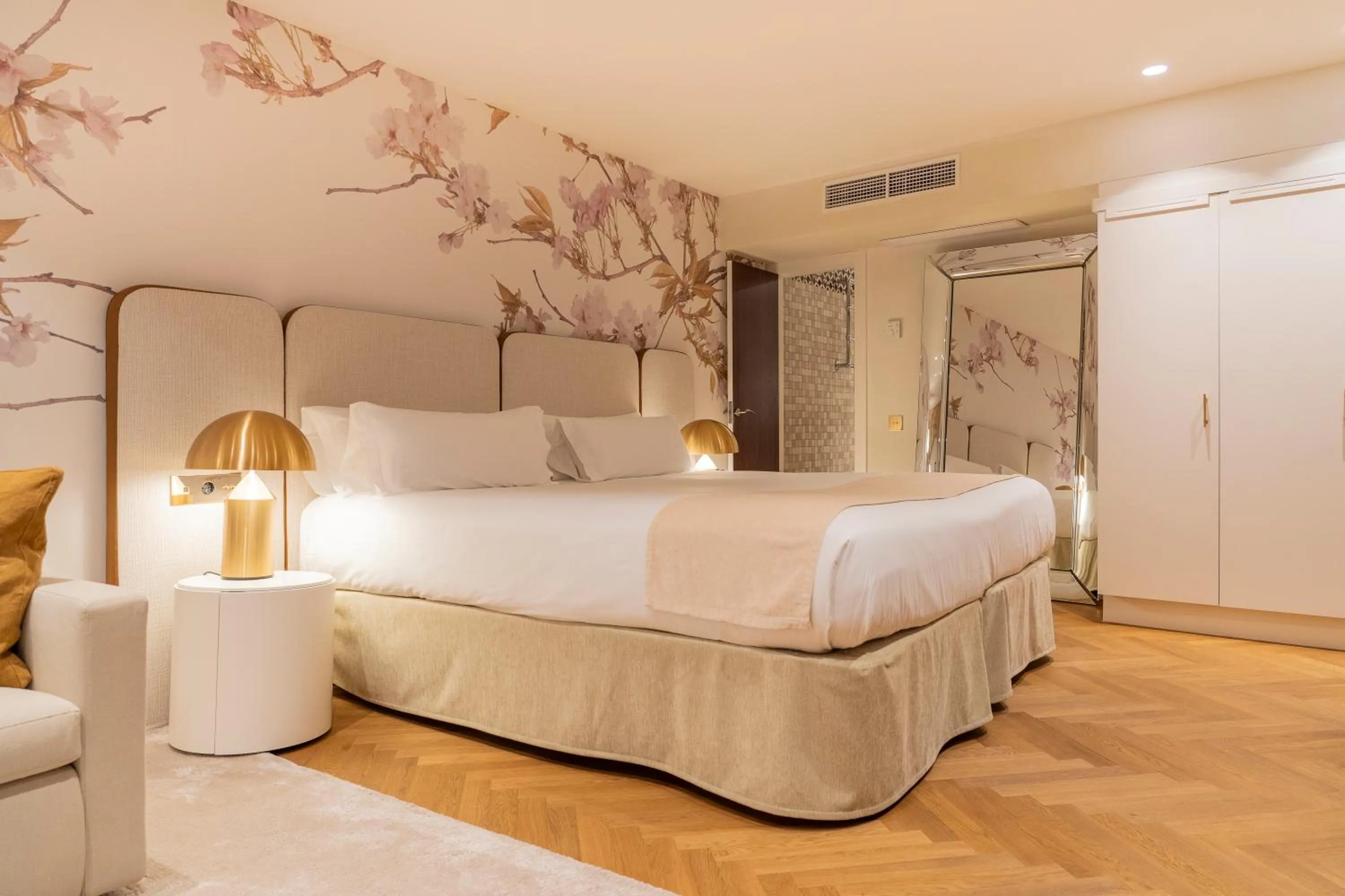 Photo of the whole room, Bed in Palacio Ca Sa Galesa