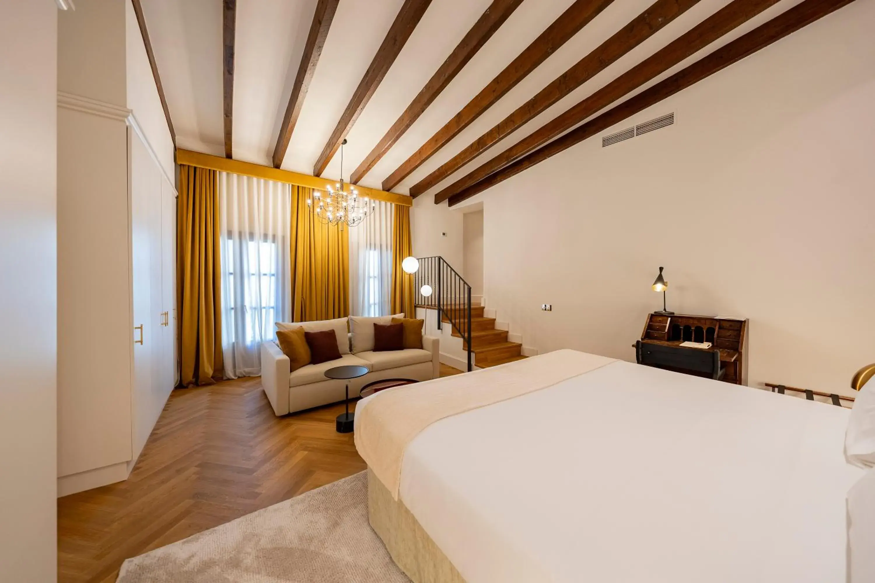 Photo of the whole room, Bed in Palacio Ca Sa Galesa Photo of the whole room, Bed in Palacio Ca Sa Galesa