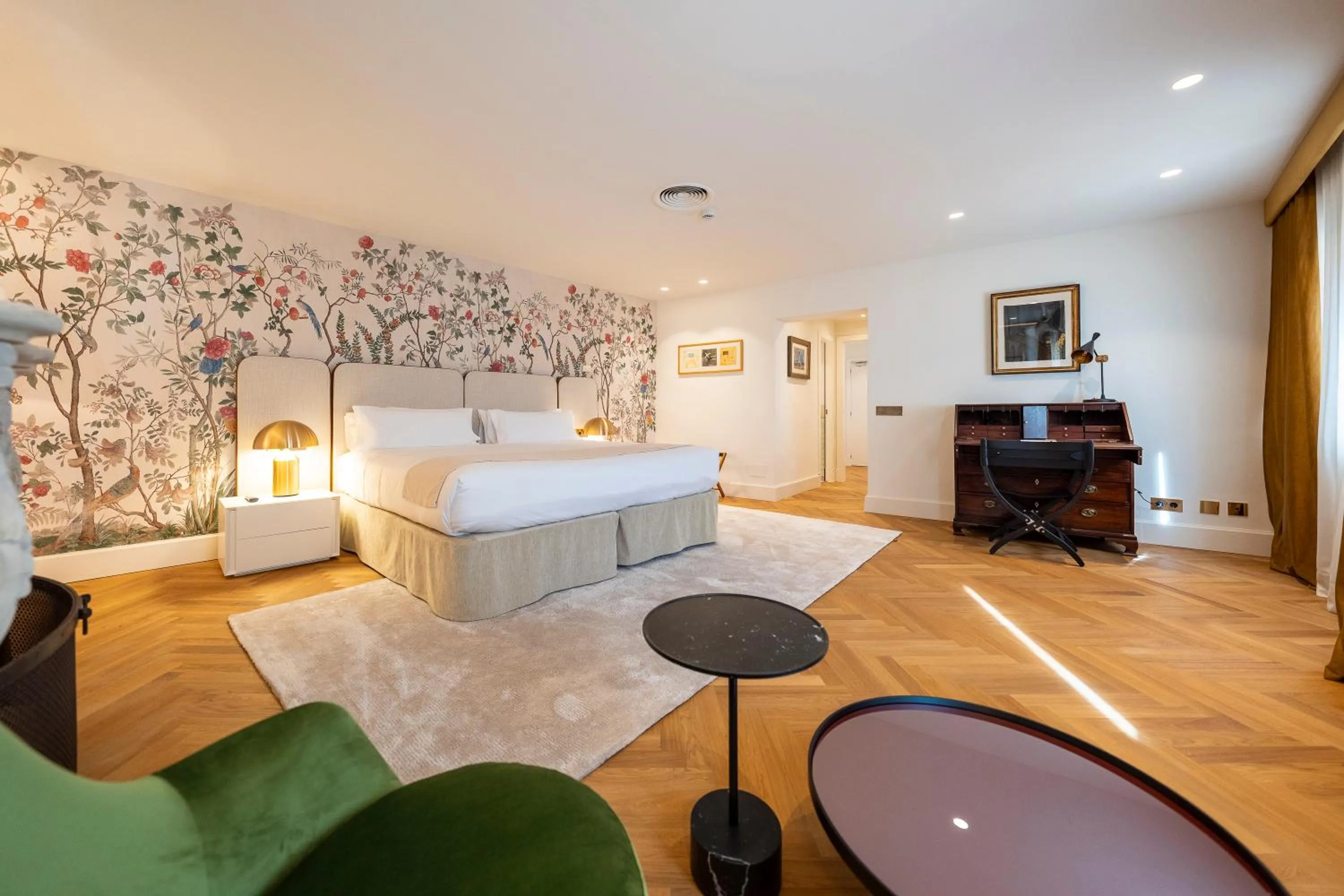 Photo of the whole room, Bed in Palacio Ca Sa Galesa