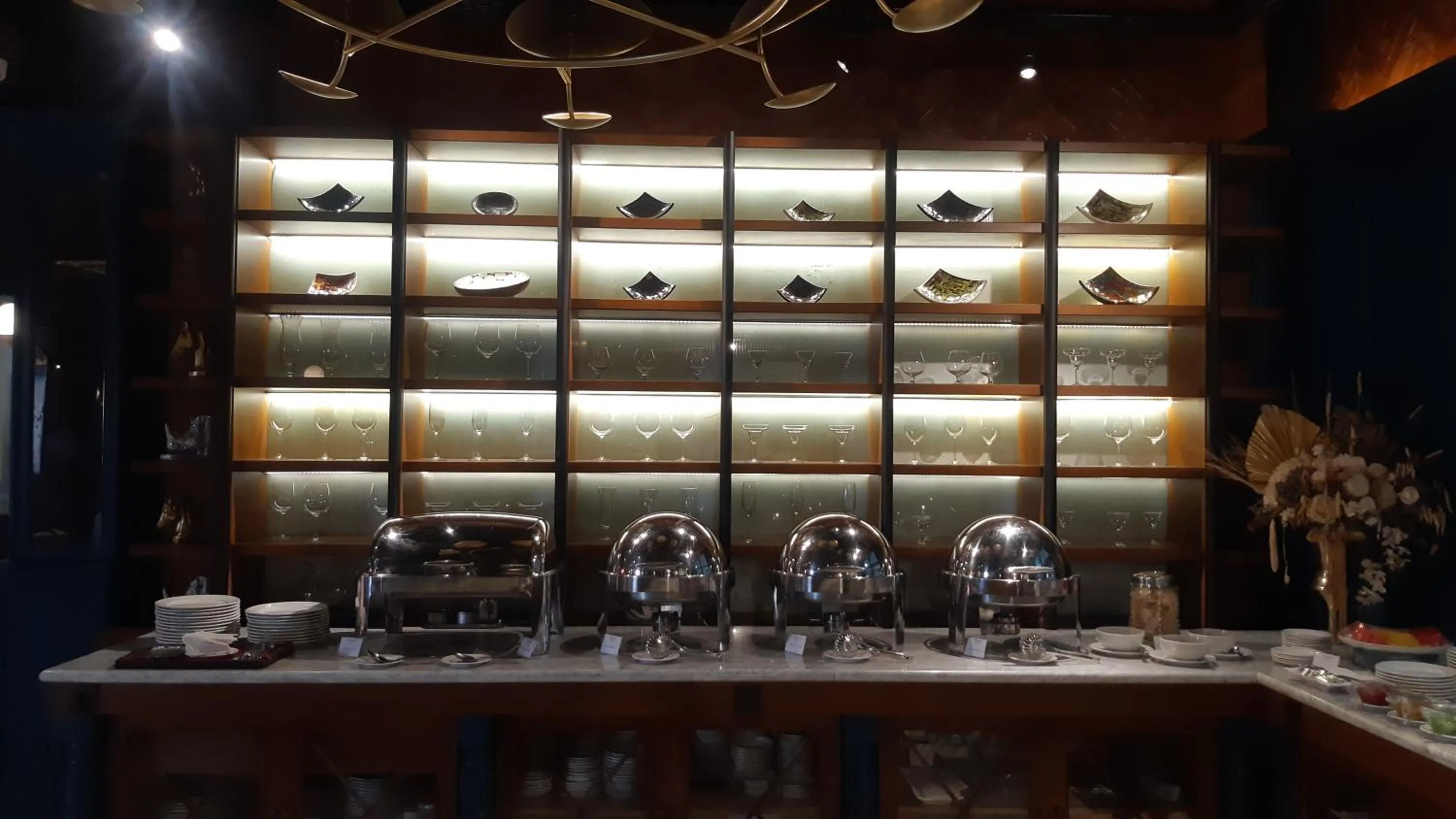 Restaurant/places to eat in Luminor Hotel Palembang by WH Free Massage 10 Minutes