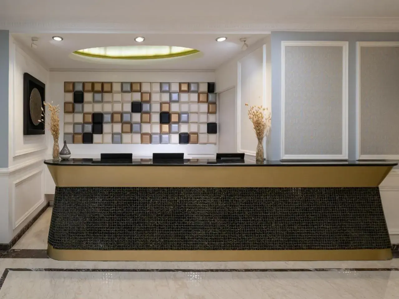 Lobby or reception in Luminor Hotel Palembang by WH Free Massage 10 Minutes Lobby or reception in Luminor Hotel Palembang by WH Free Massage 10 Minutes
