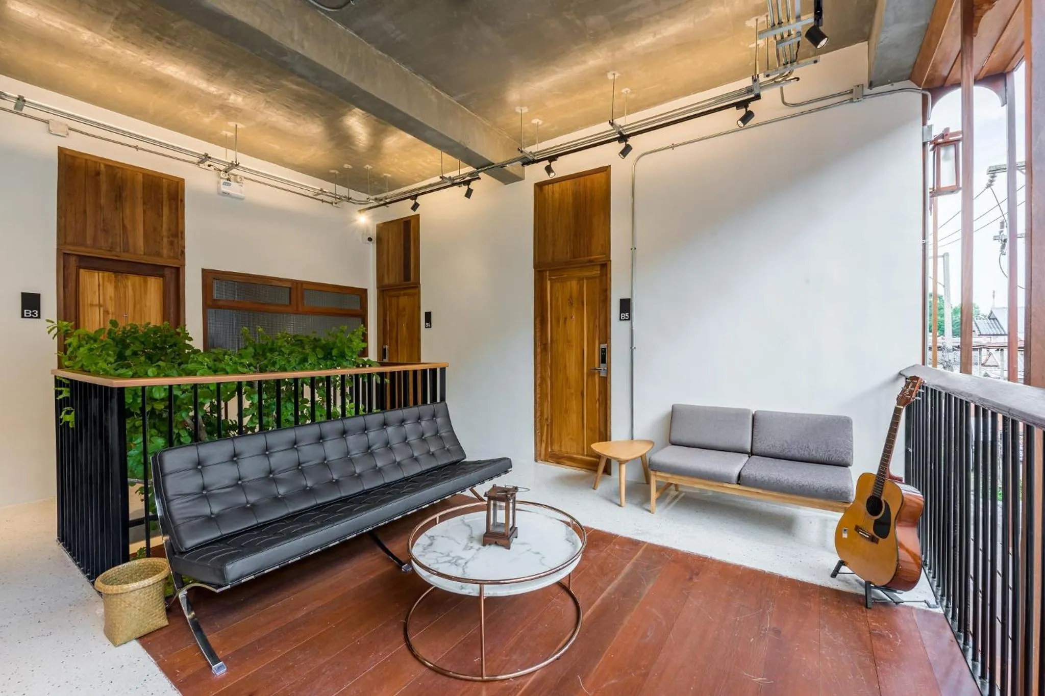 Property building in U chaikhong