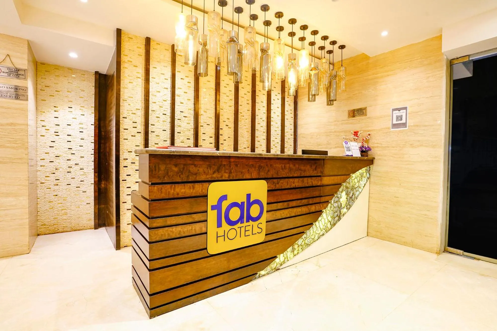 Lobby or reception in FabHotel Prime Supreme Grande - 600M From Calangute Beach