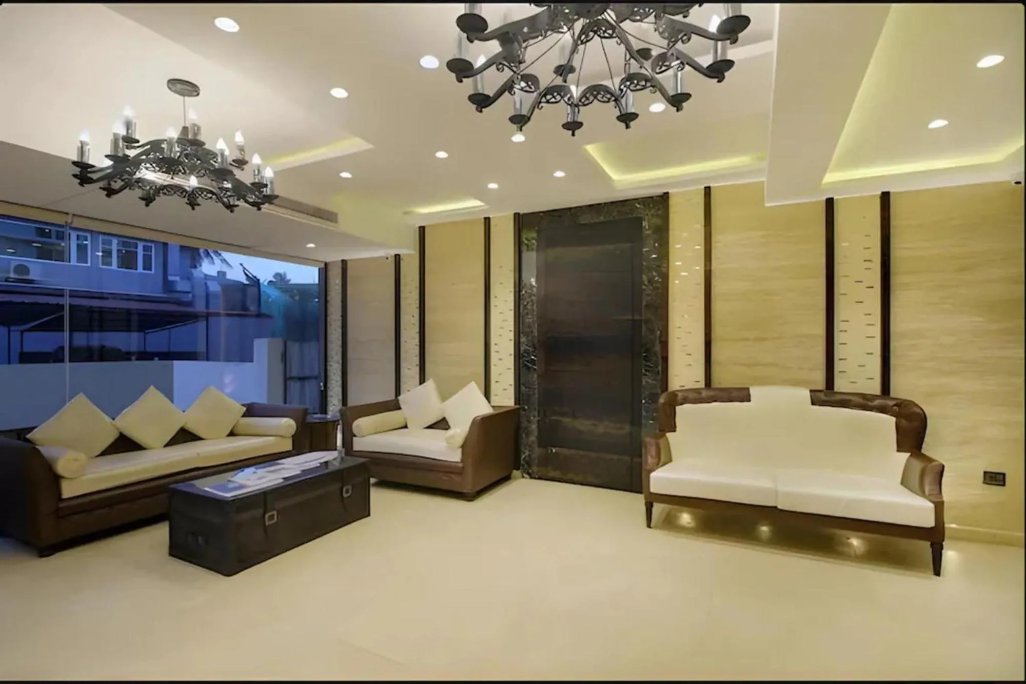 Lobby or reception in FabHotel Prime Supreme Grande - 600M From Calangute Beach