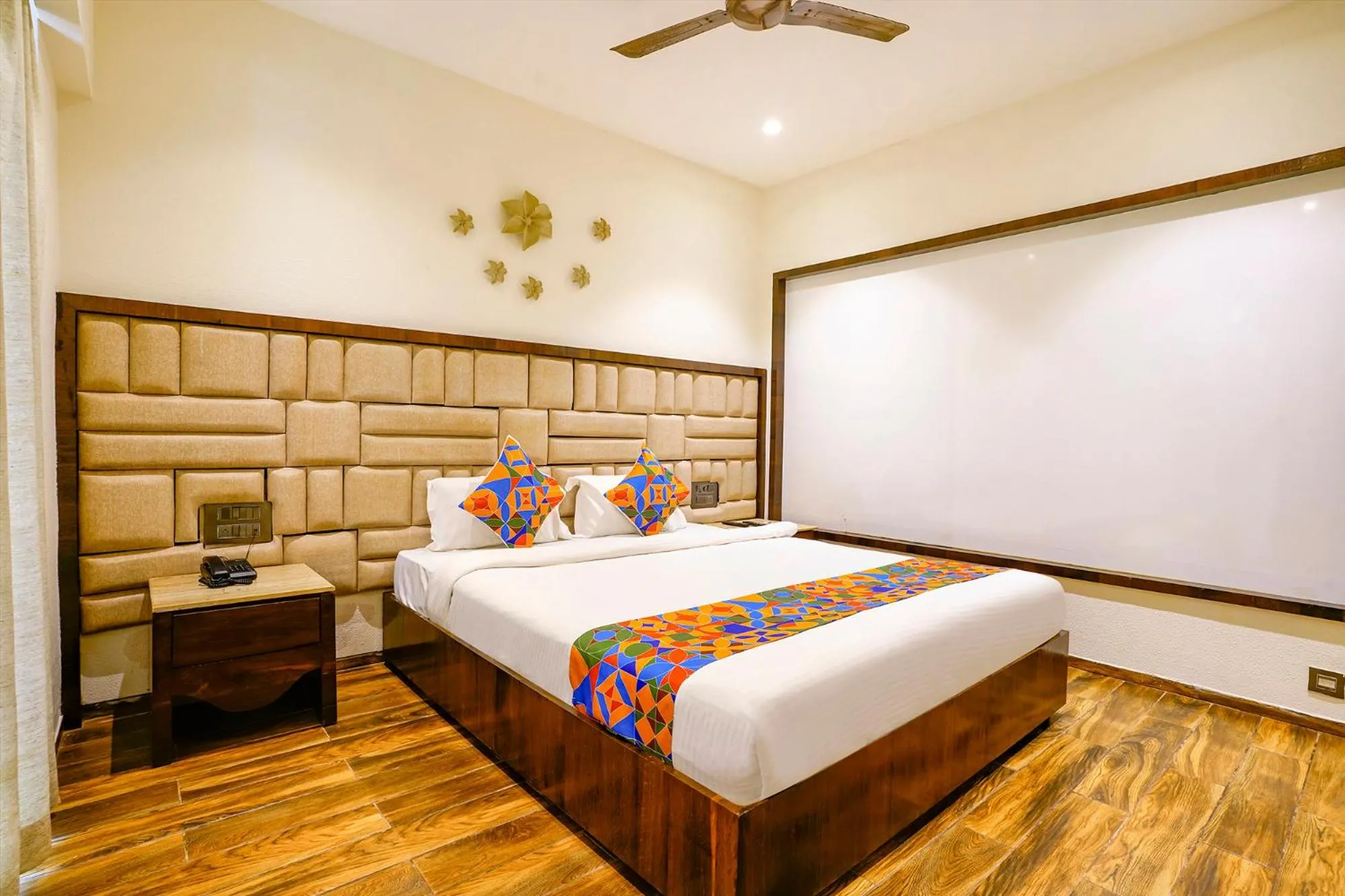 Bed in FabHotel Prime Supreme Grande - 600M From Calangute Beach
