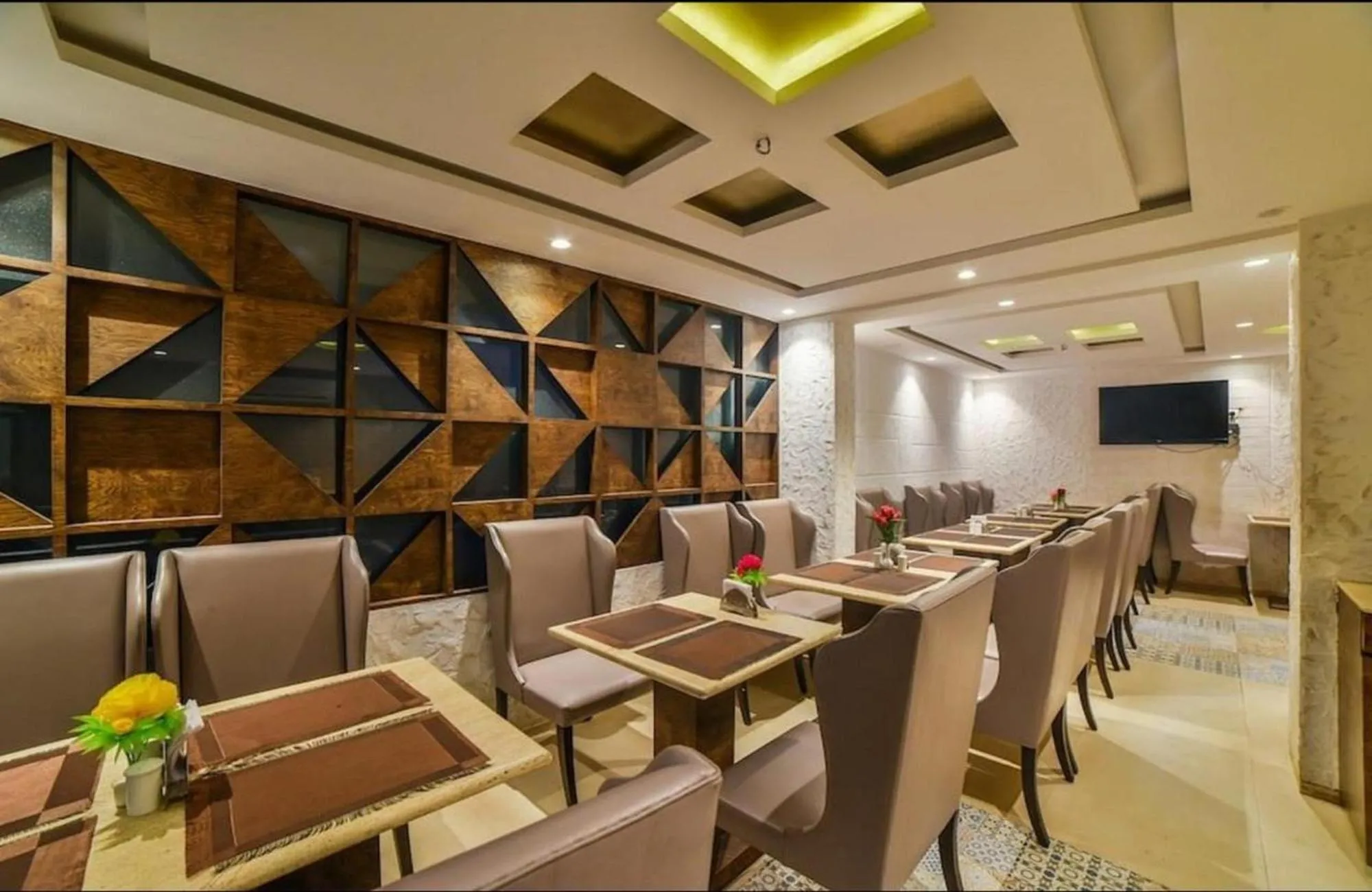 Restaurant/places to eat in FabHotel Prime Supreme Grande - 600M From Calangute Beach