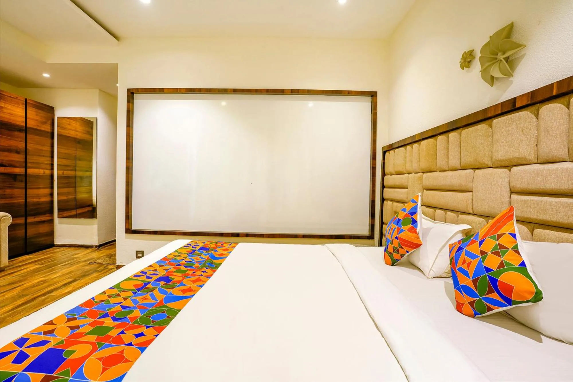 Bed in FabHotel Prime Supreme Grande - 600M From Calangute Beach
