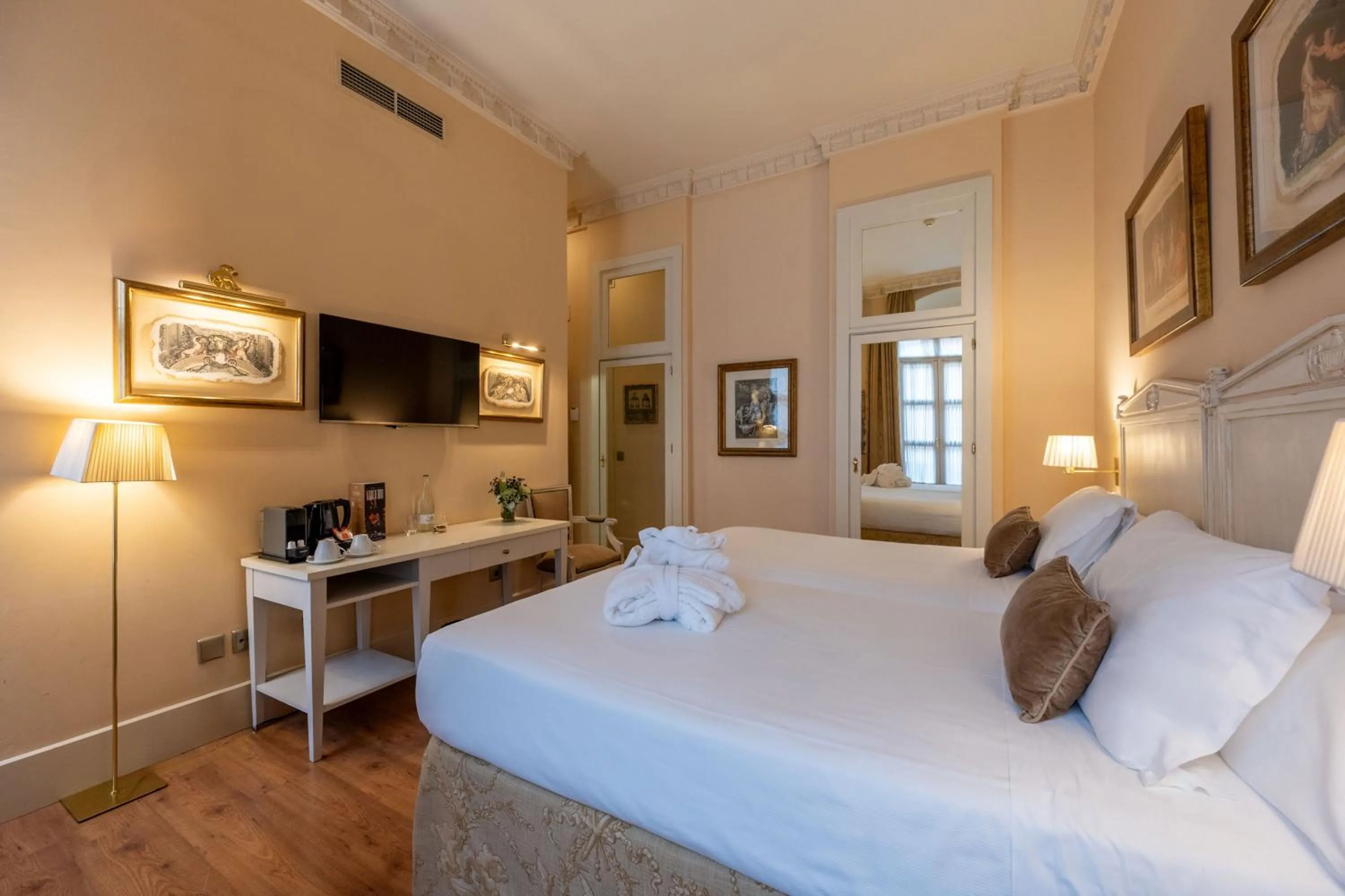 Bed in Casa Romana Hotel Boutique