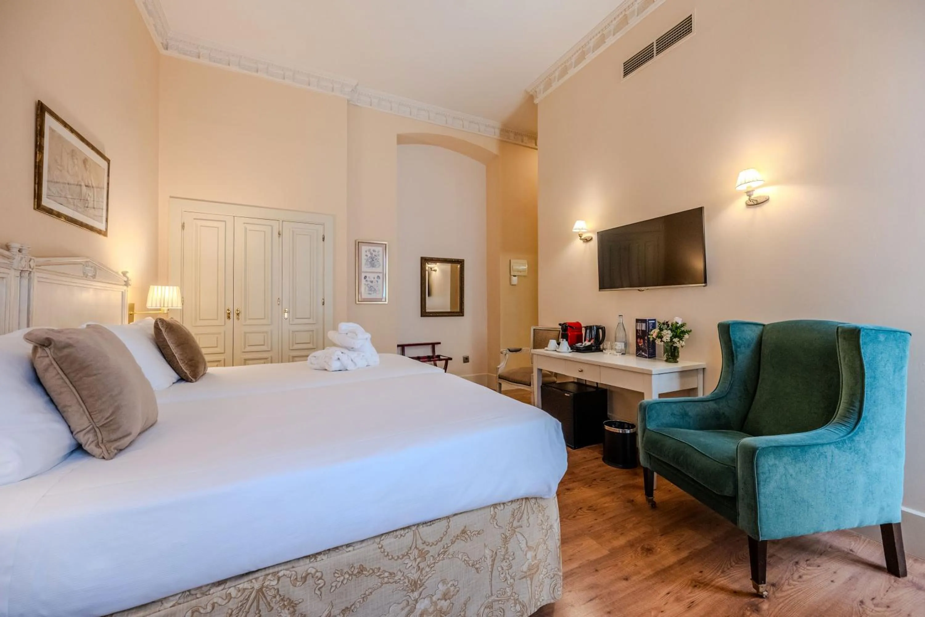 Bedroom, Bed in Casa Romana Hotel Boutique