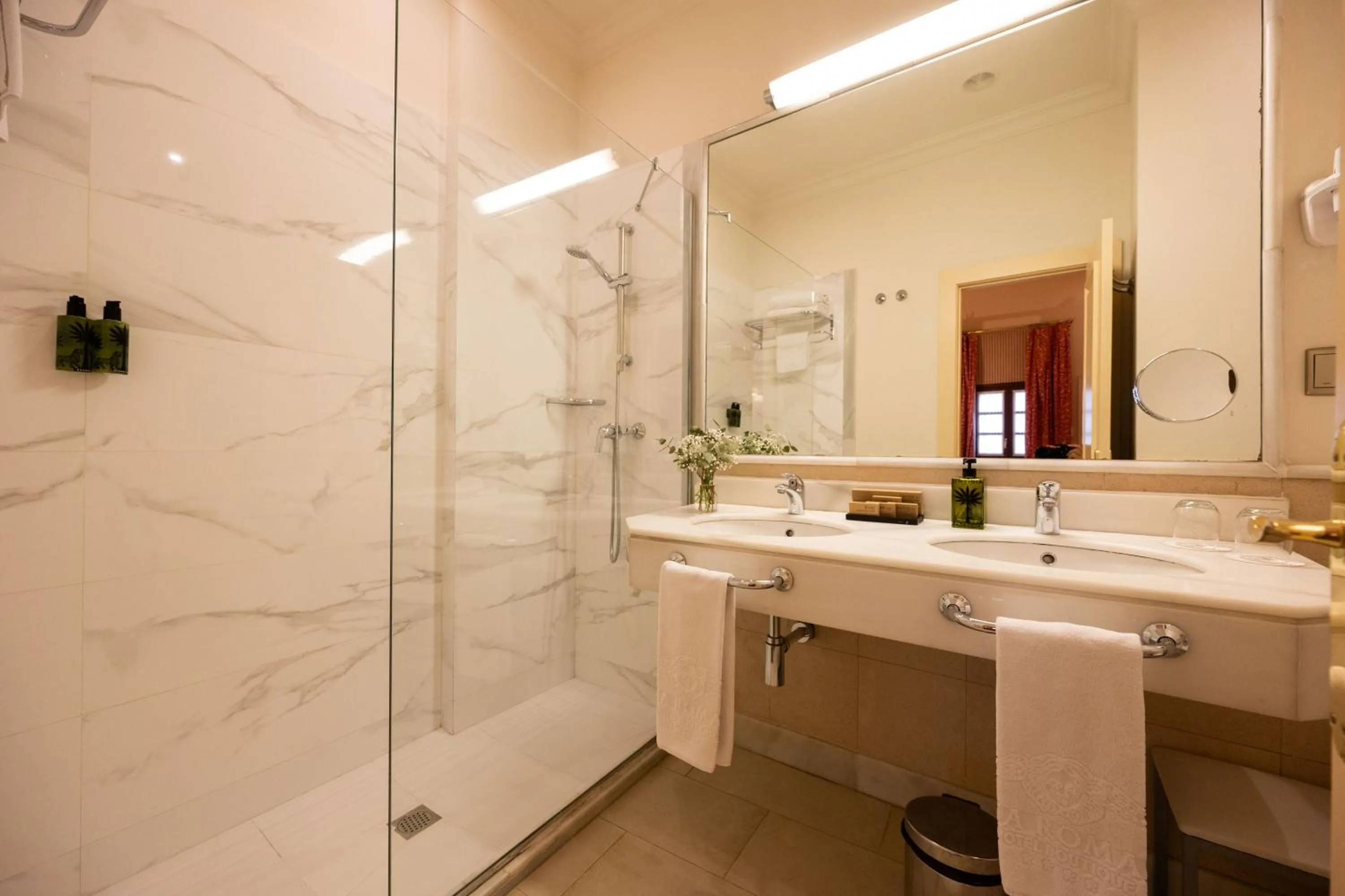 Bathroom in Casa Romana Hotel Boutique